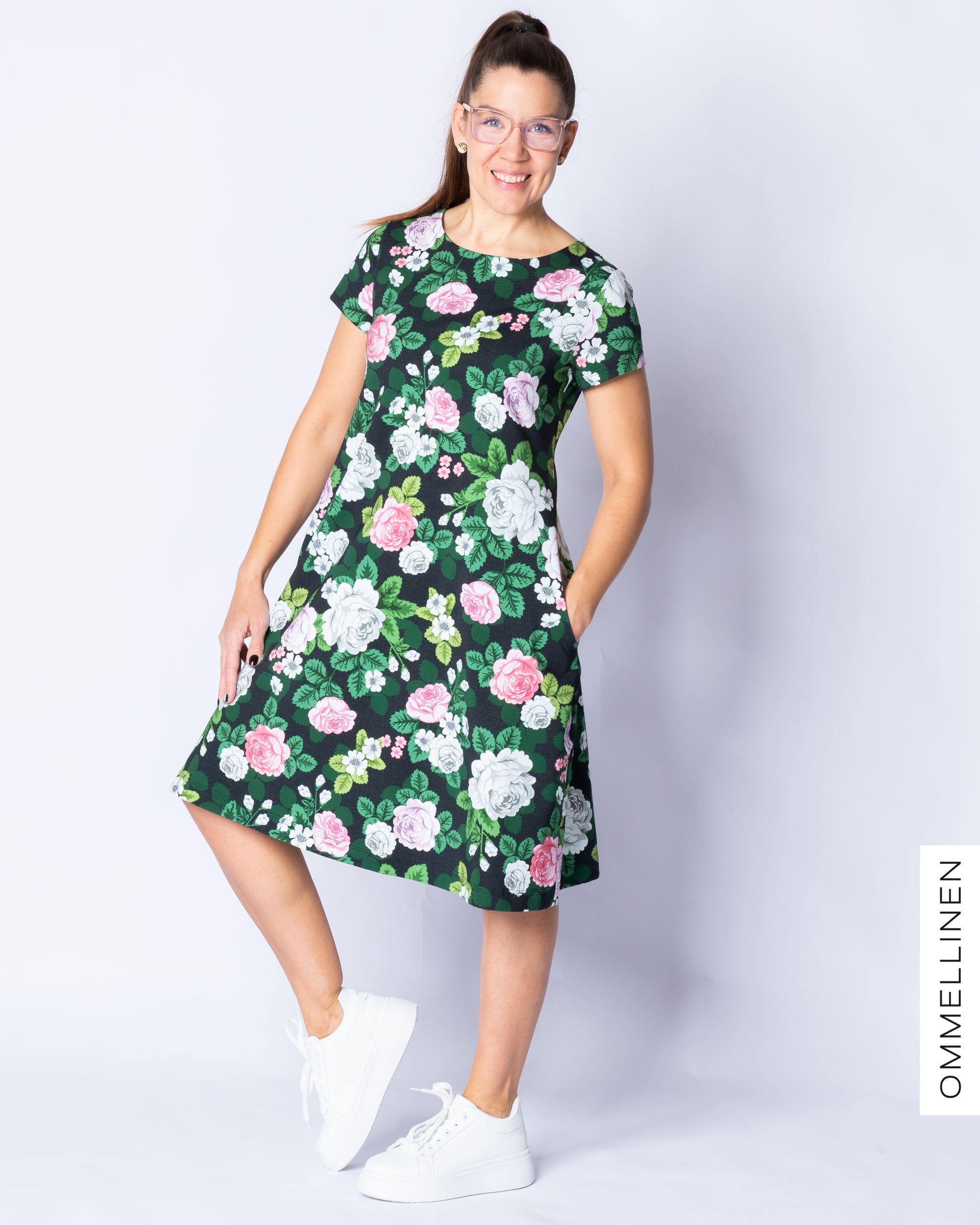 DRESS tunic - short sleeve, Babushka Roses - black/grey/rose
