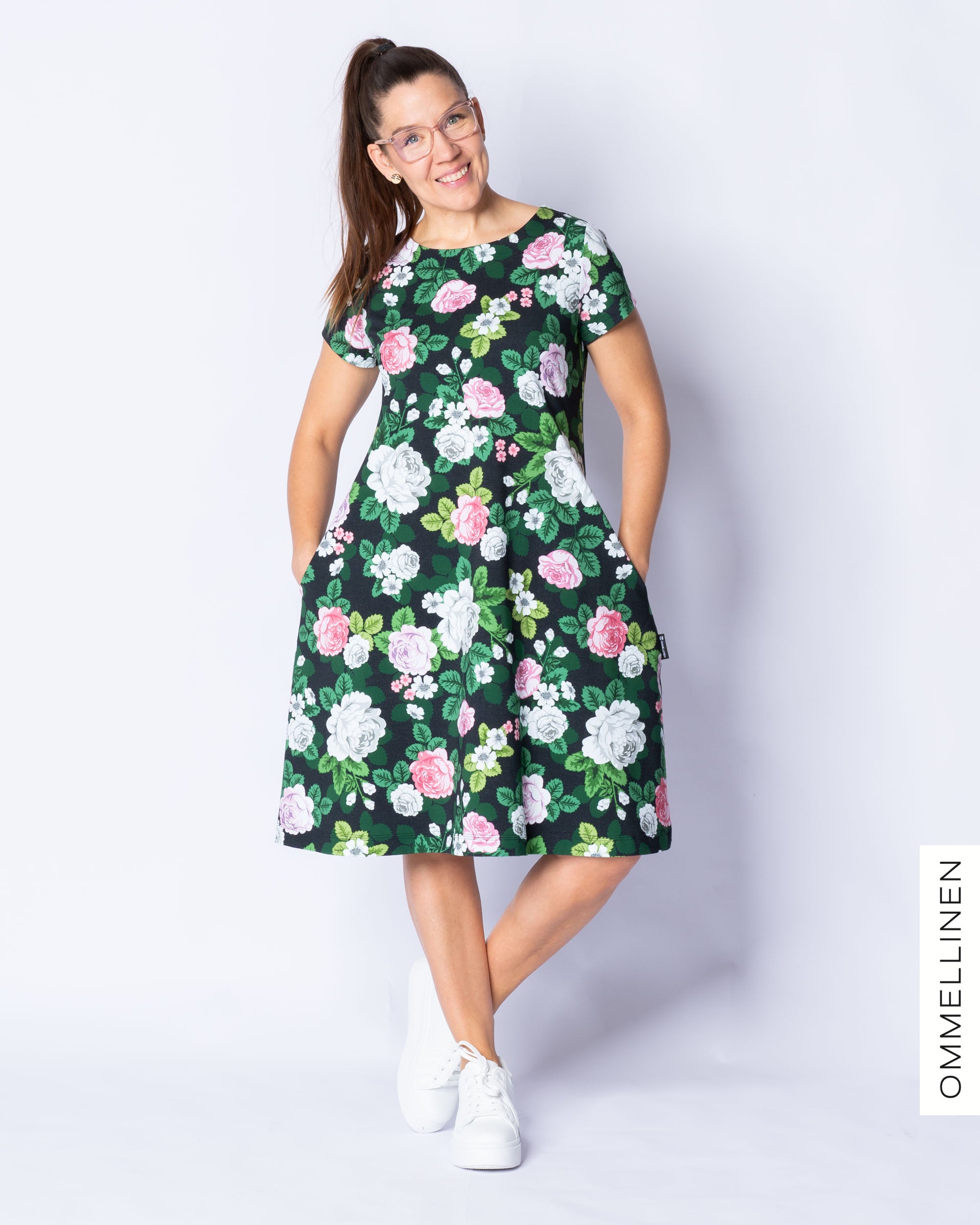 DRESS tunic - short sleeve, Babushka Roses - black/grey/rose