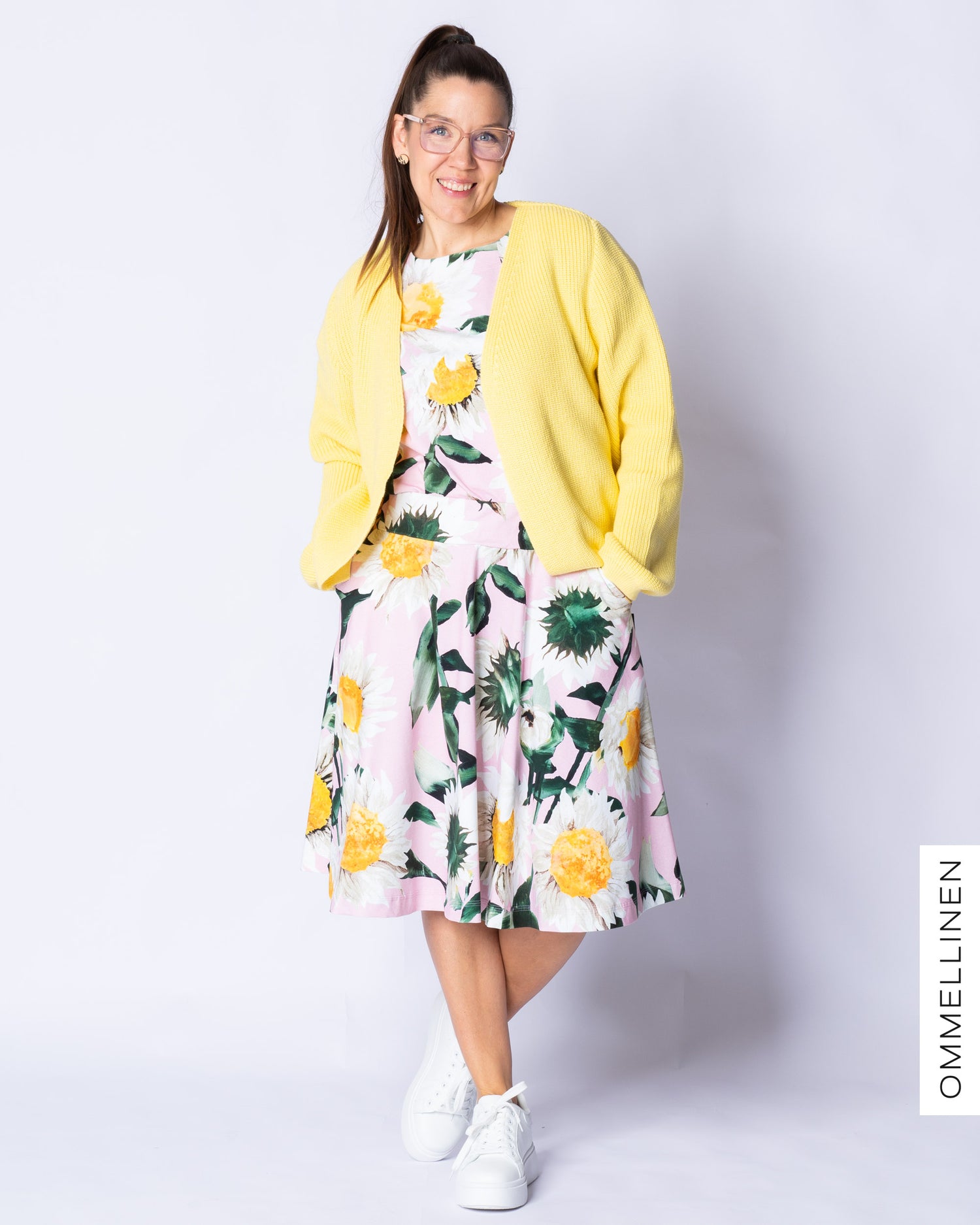 PUFFI t-shirt, Auringonkukka - light pink