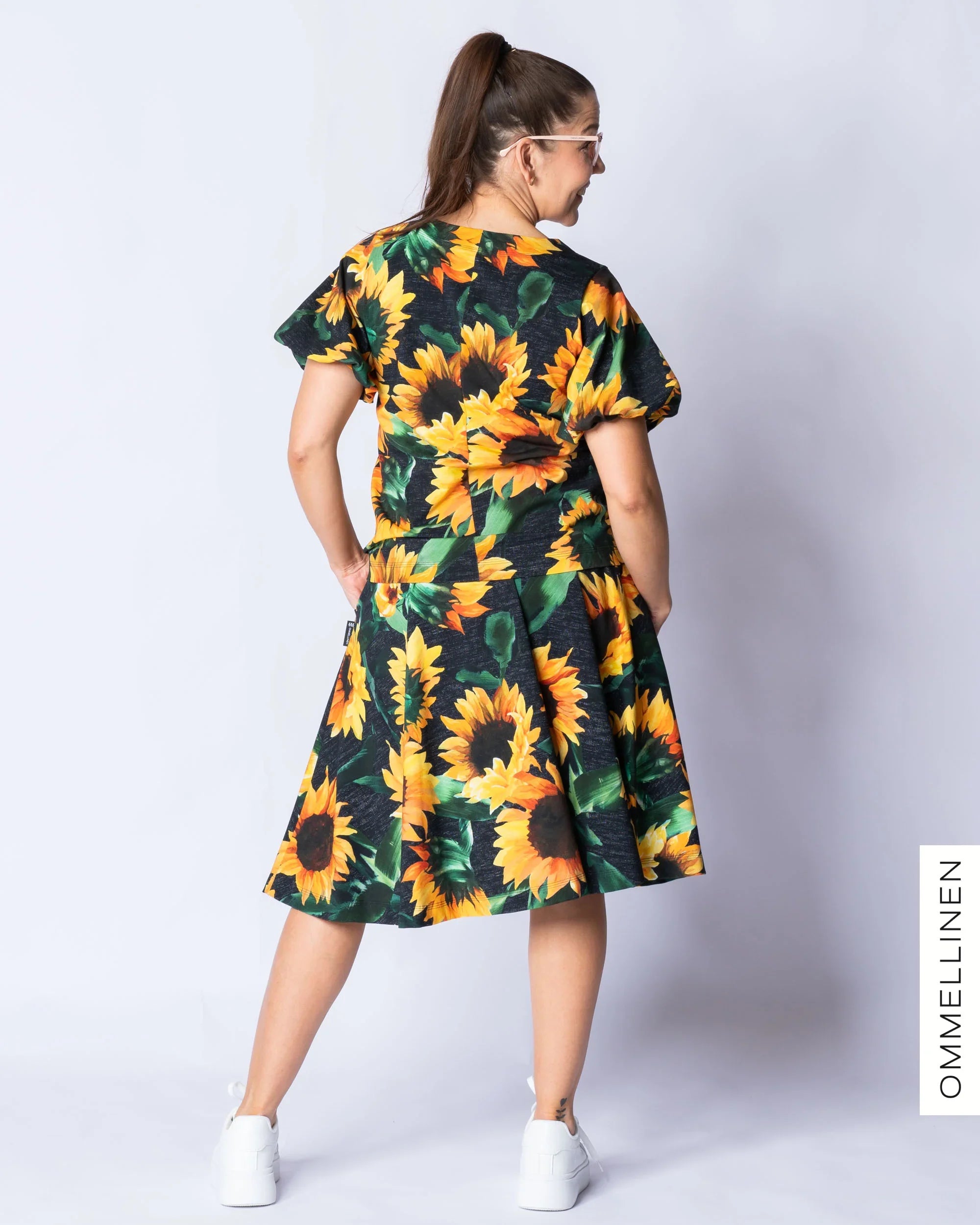 LEMPI skirt, Auringonkukka - black