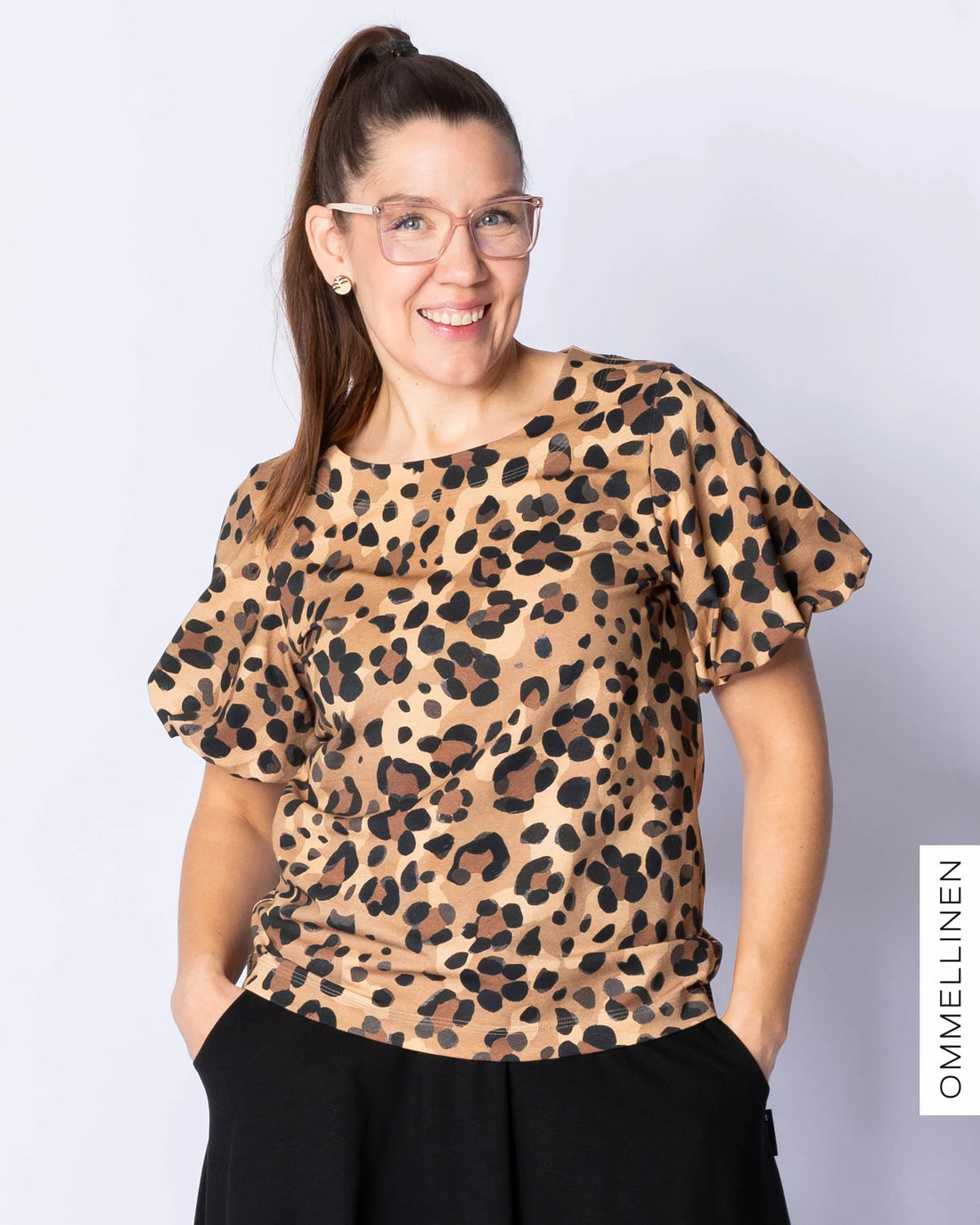 PUFFI t-shirt, Kukkaleopardi - brown