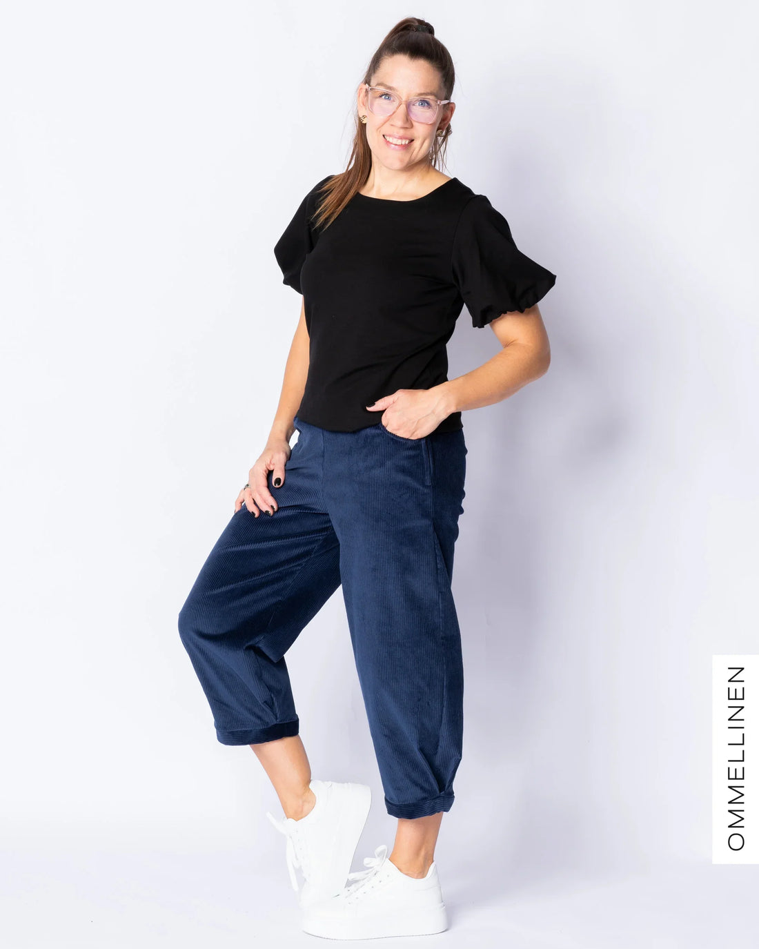 CORDUROY short pants, blue