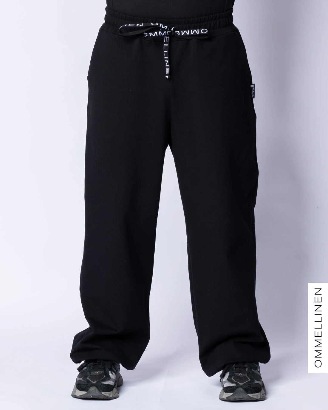 MIKI -pants, black
