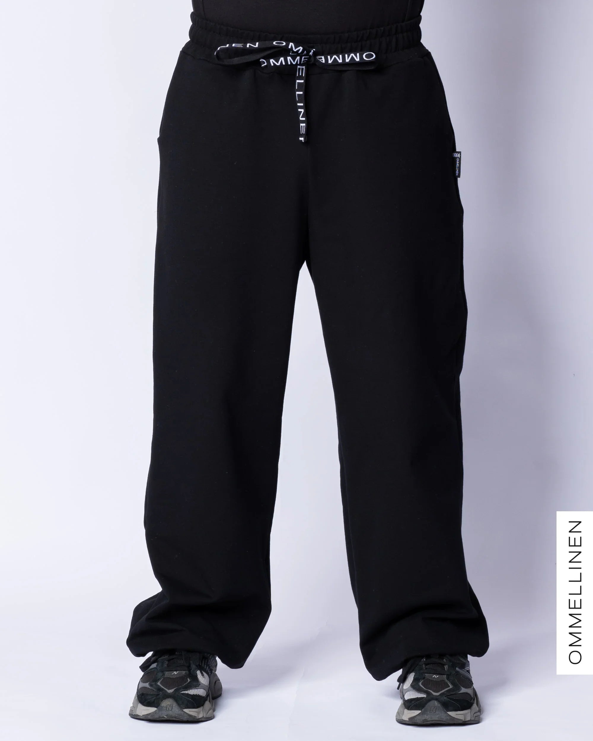 MIKI -pants, black