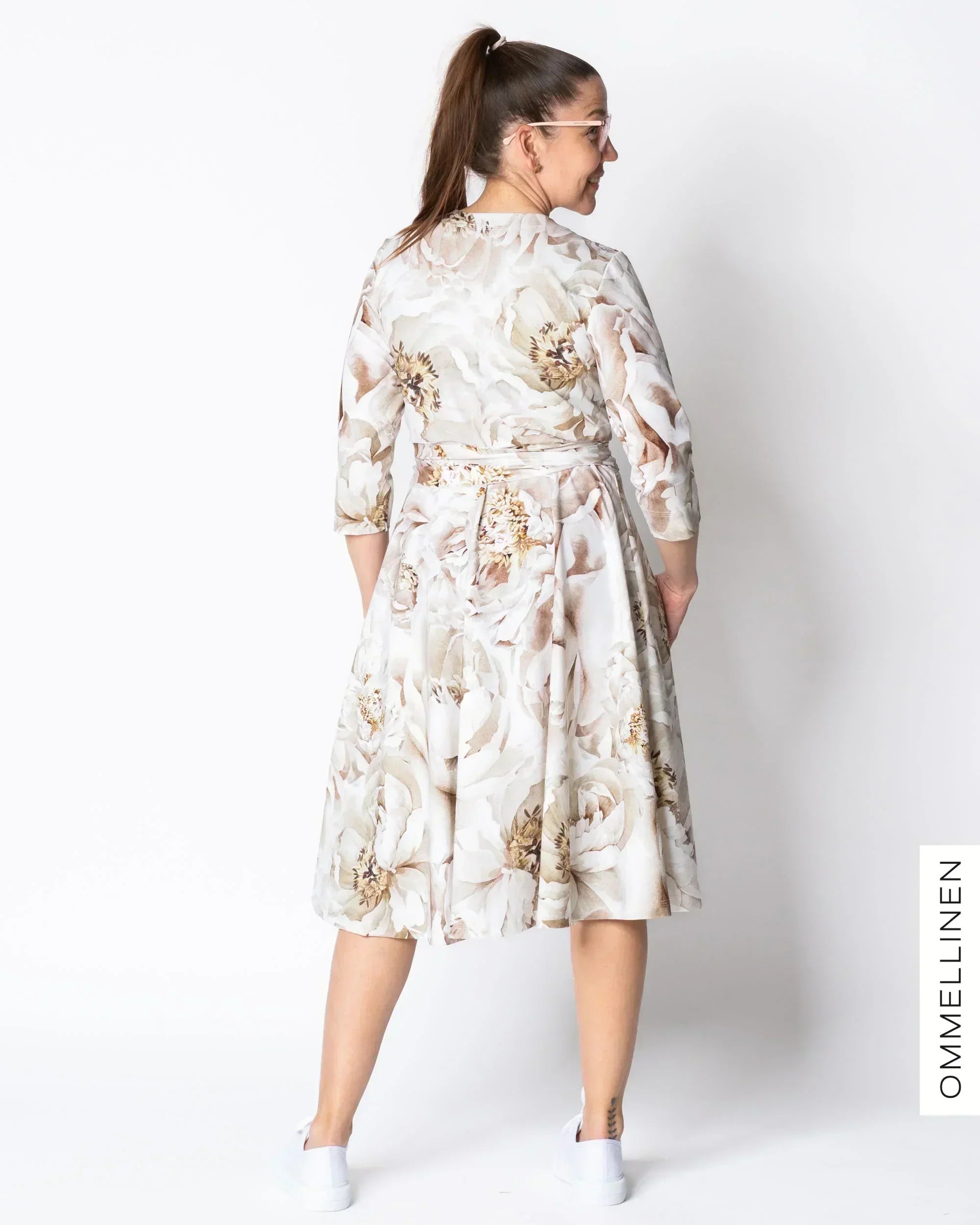 WRAP dress, Ikuisuus - white