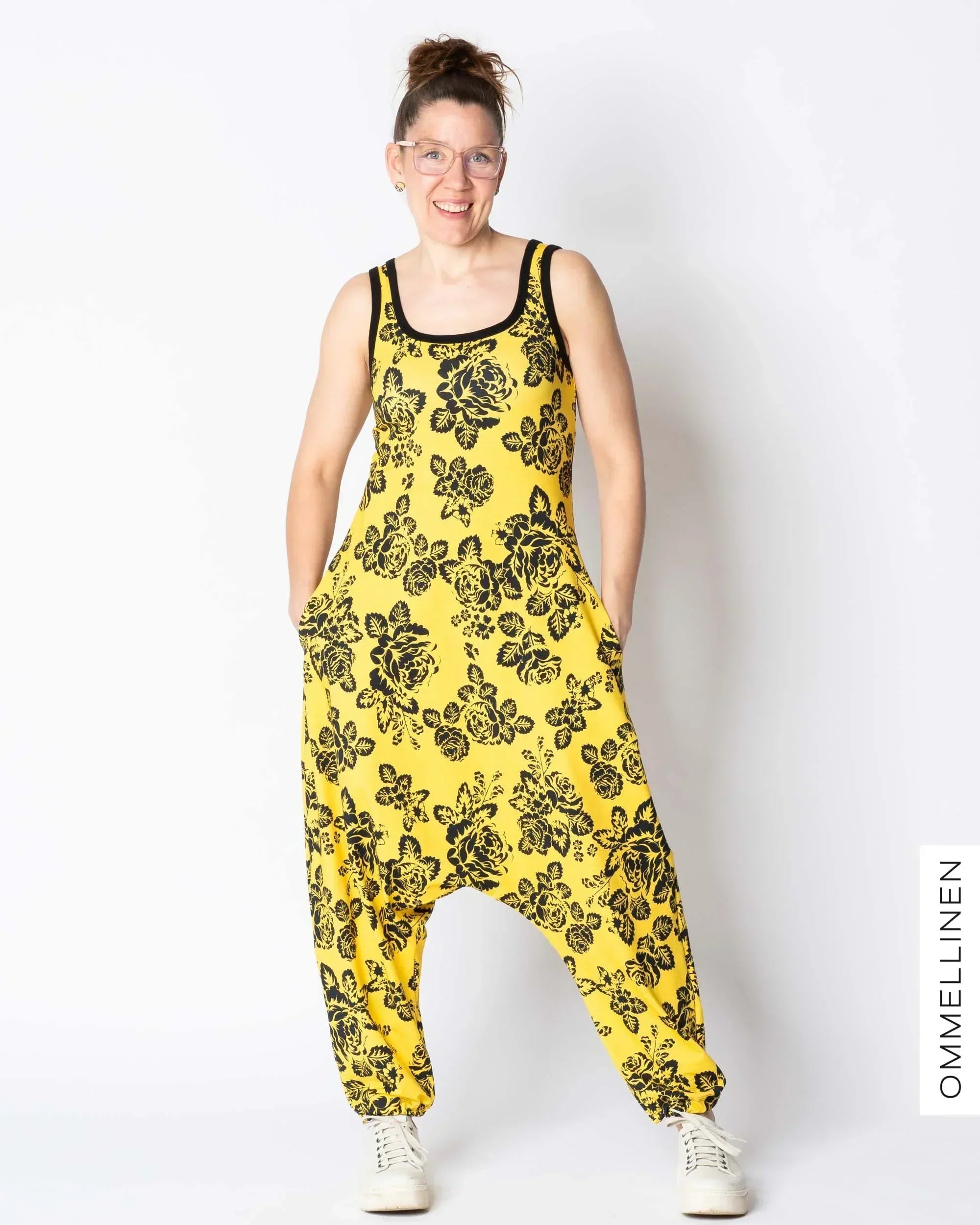HAAREMI jumpsuit, Babushka Roses Lace - yellow