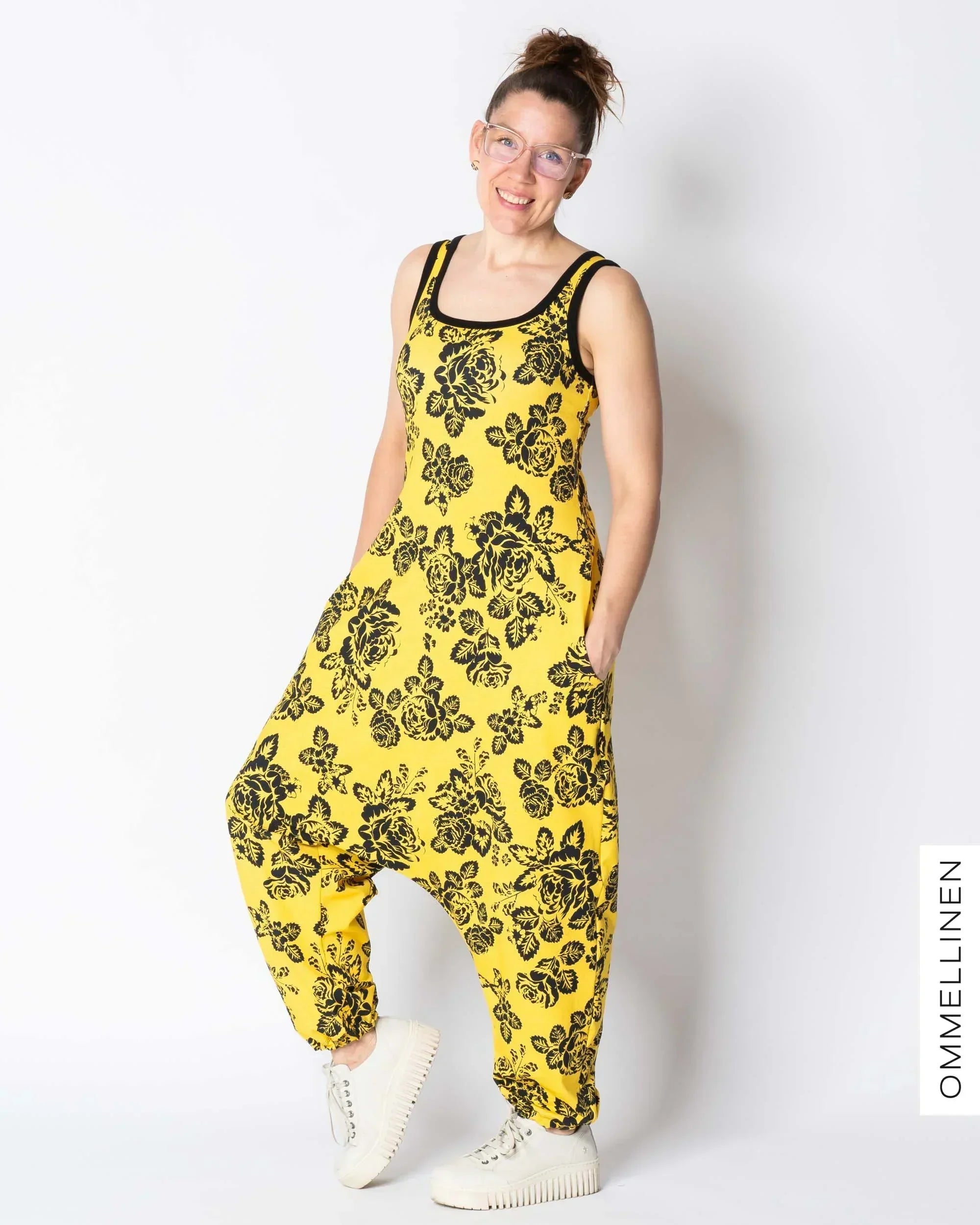 HAAREMI jumpsuit, Babushka Roses Lace - yellow