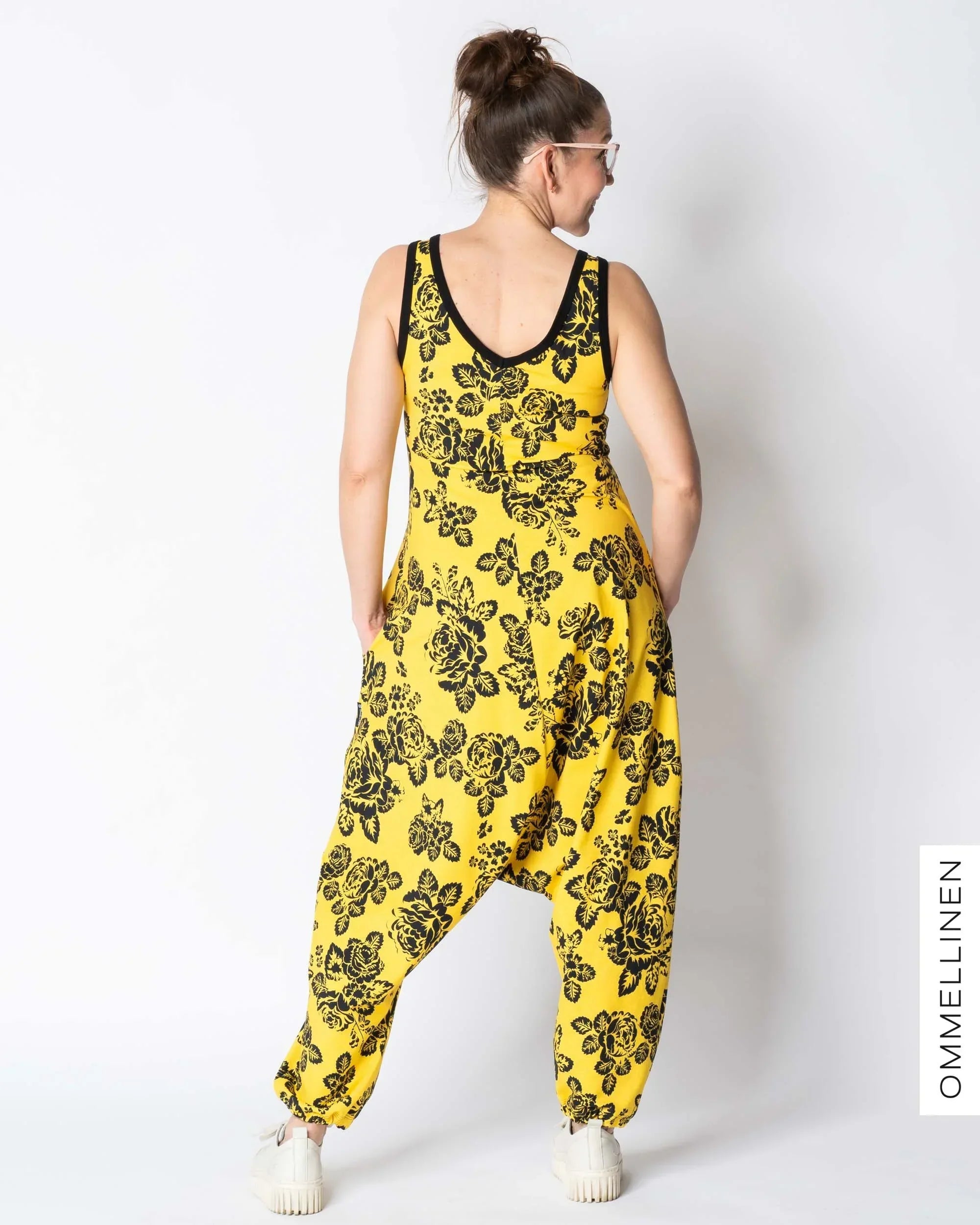 HAAREMI jumpsuit, Babushka Roses Lace - yellow