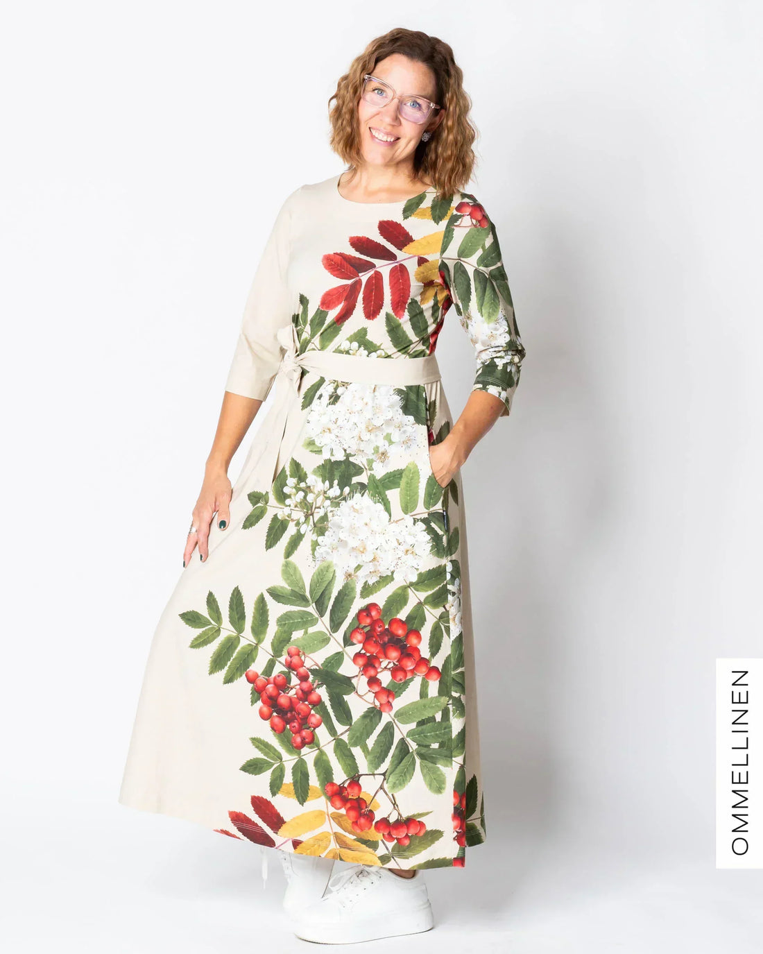 UNELMA dress, Giant pihlaja - light