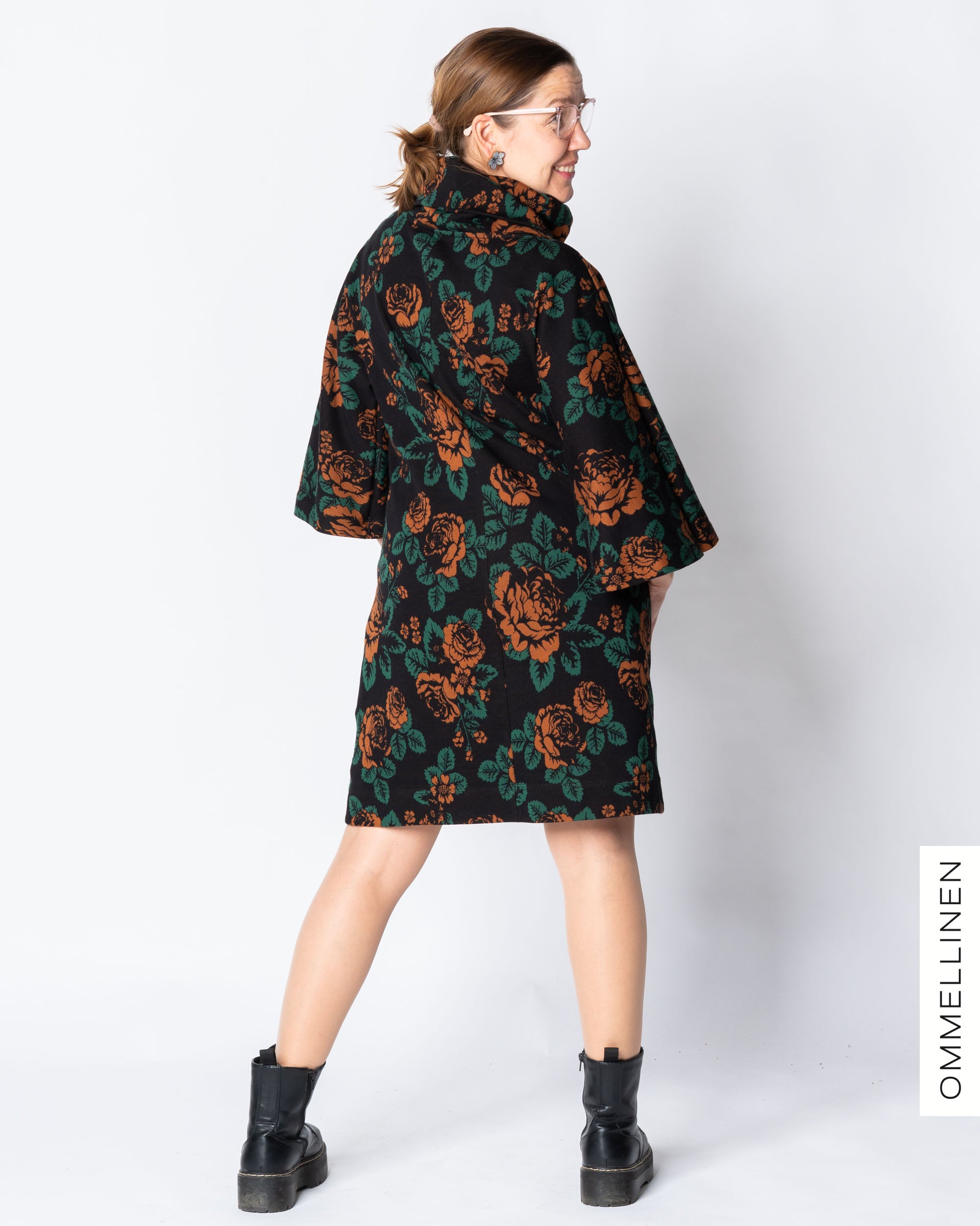 HULMU tunic, Babushka Roses - black/brown