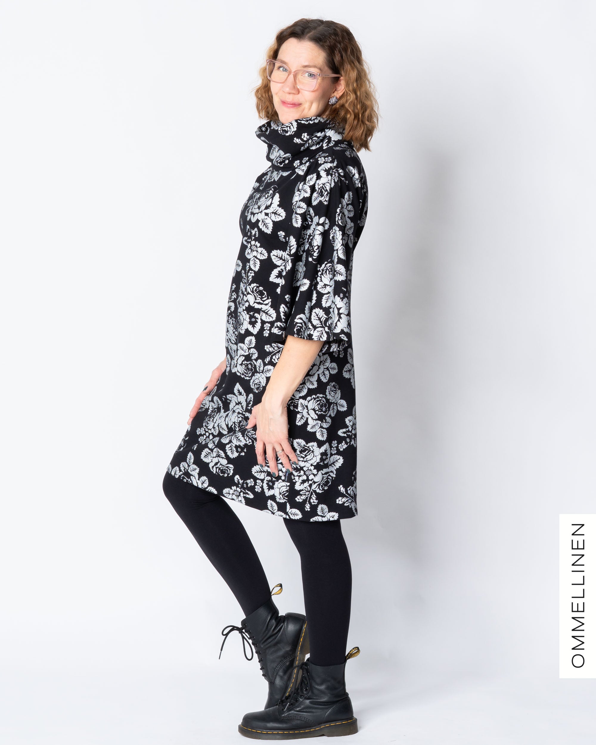 HULMU tunic, Babushka Roses - silver