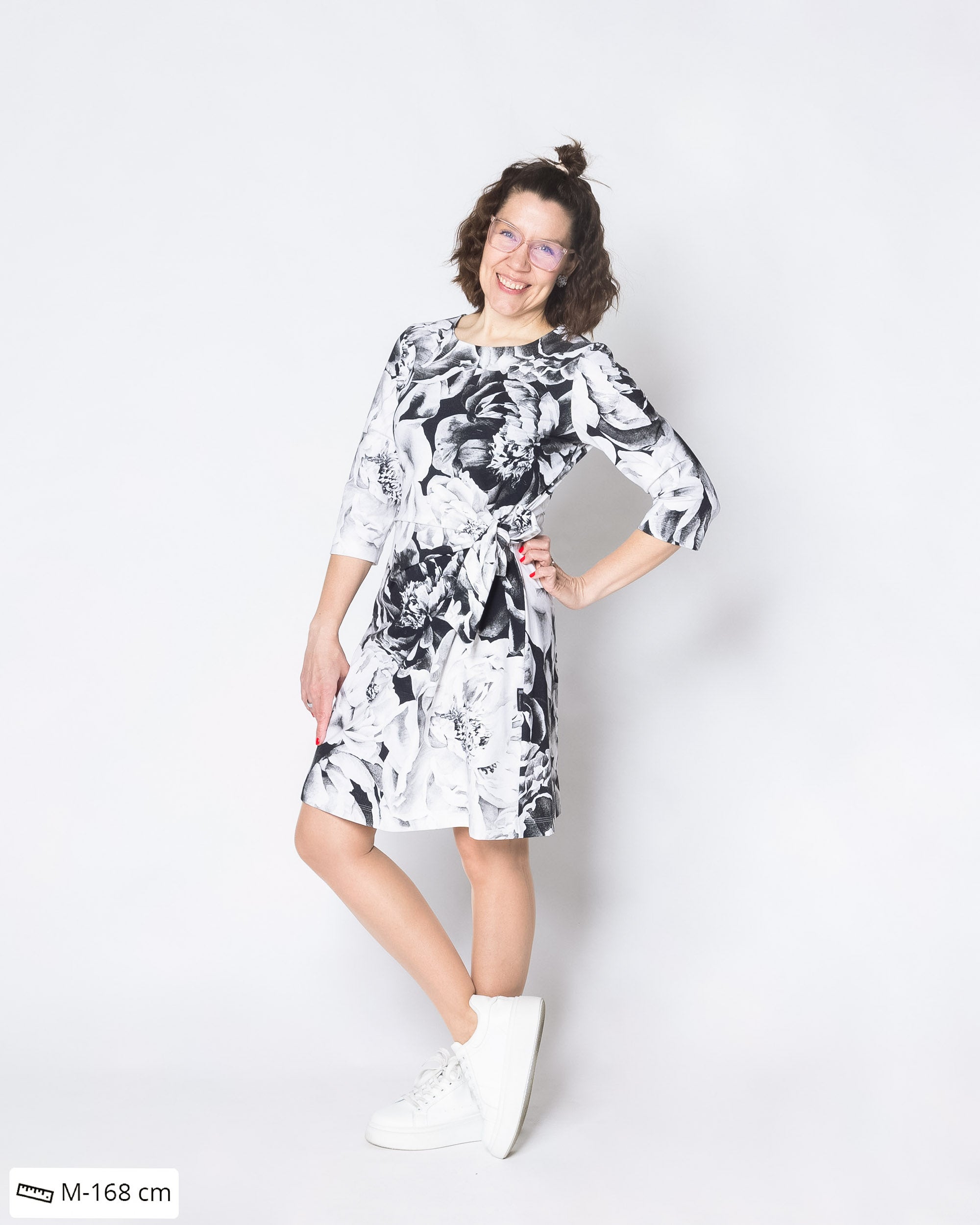 SOLMU dress, Ikuisuus - black/white