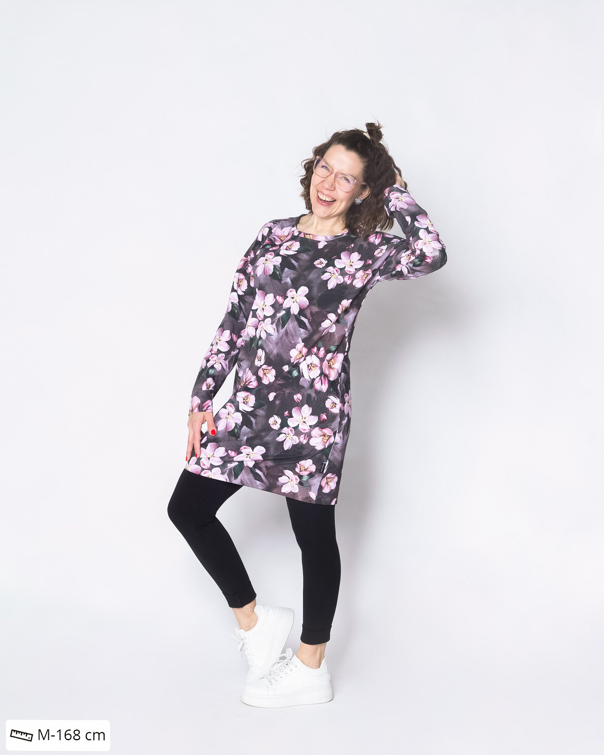 LEMPI tunic, Omenankukkia - rose