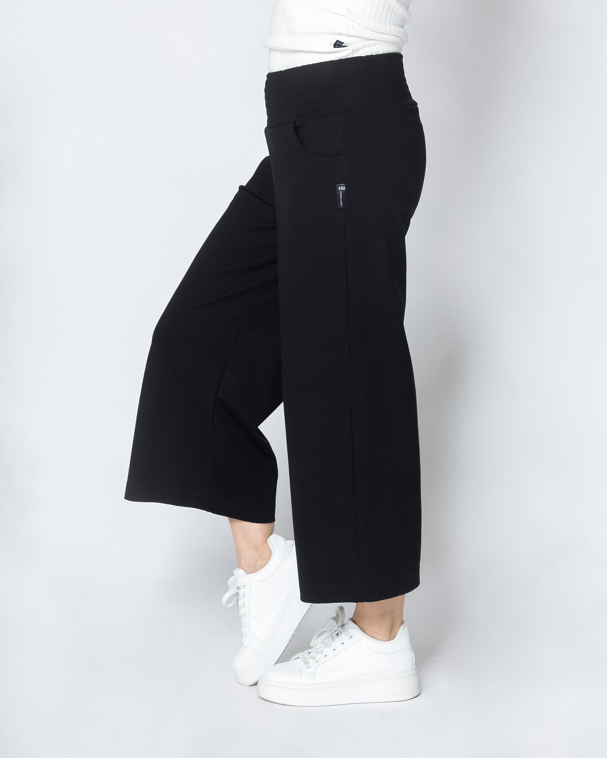 UNELMA pants, black