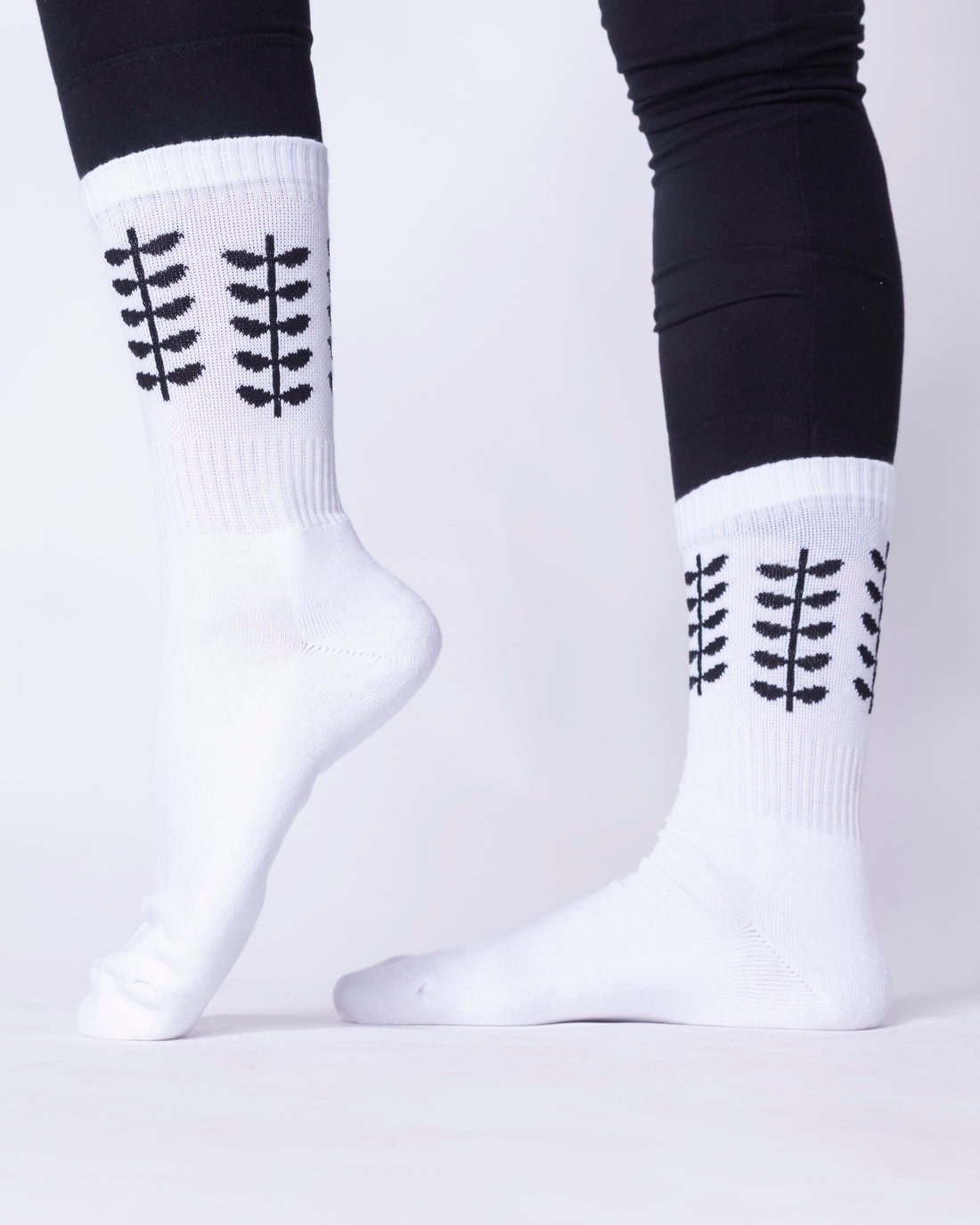 Ommellinen socks, white