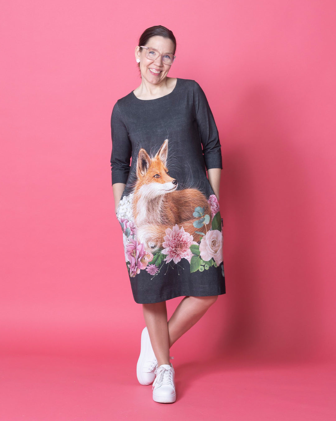 IISI dress, Kukkakimppu ja kettu - grey