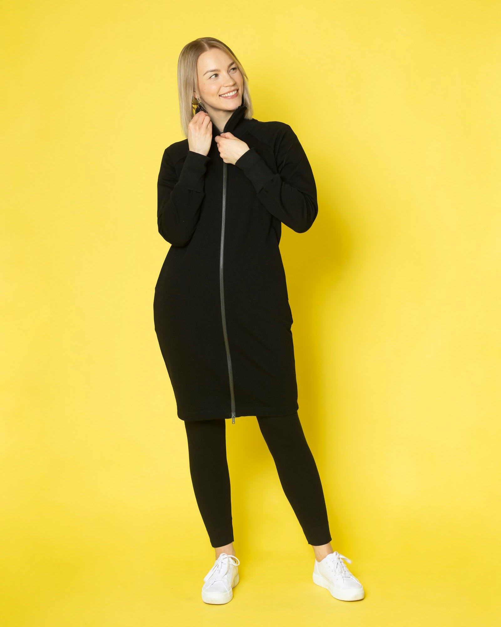 LOUHI jacket, black