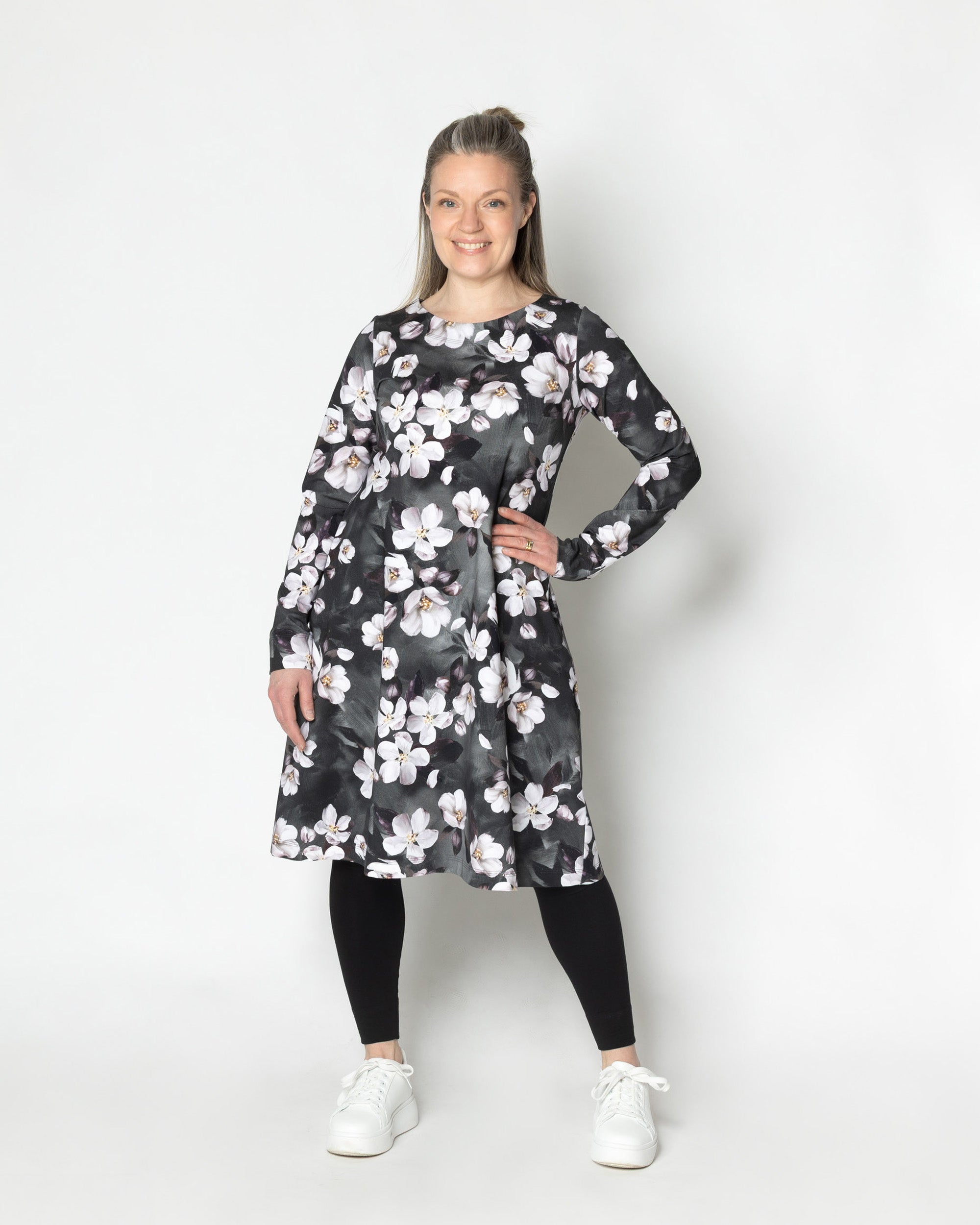 DRESS tunic, Omenankukkia - light