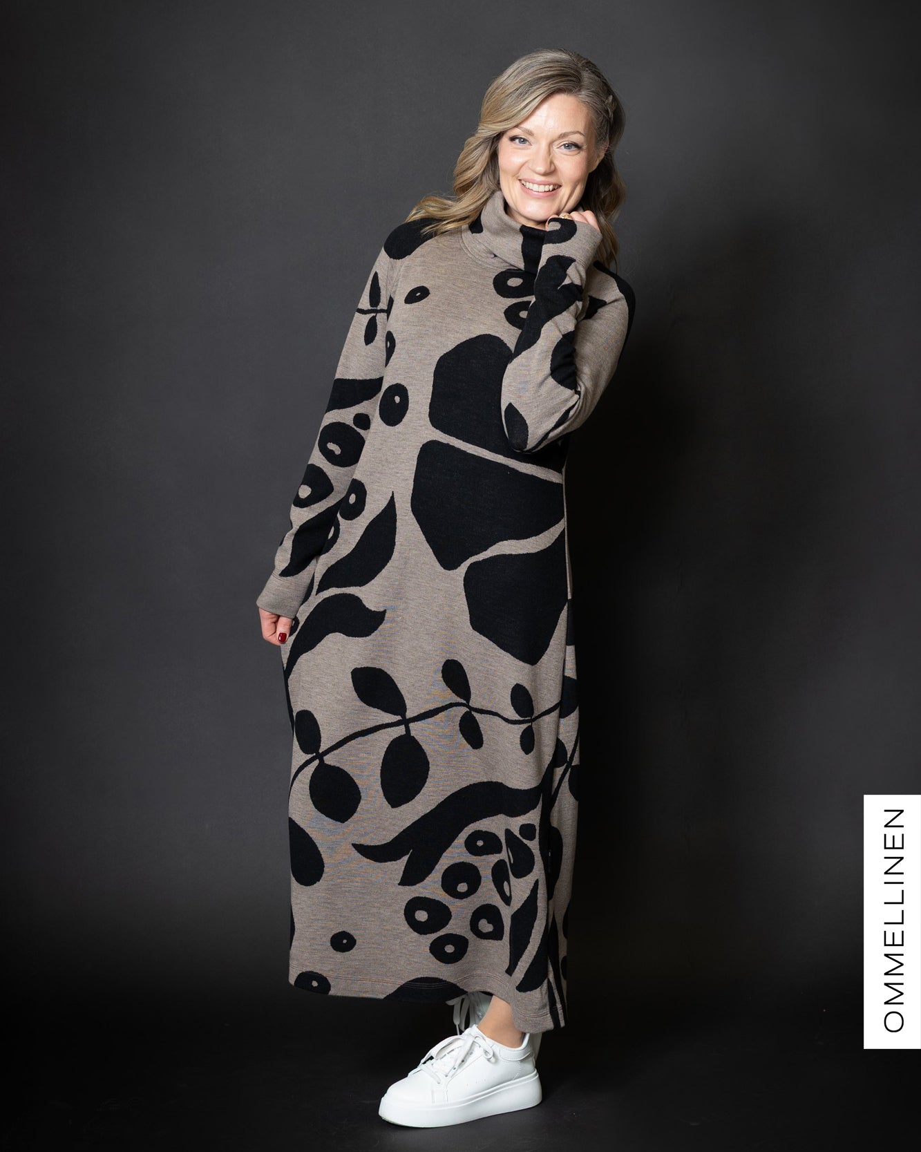 WOOL dress, Kaunotar - hazelnut/black