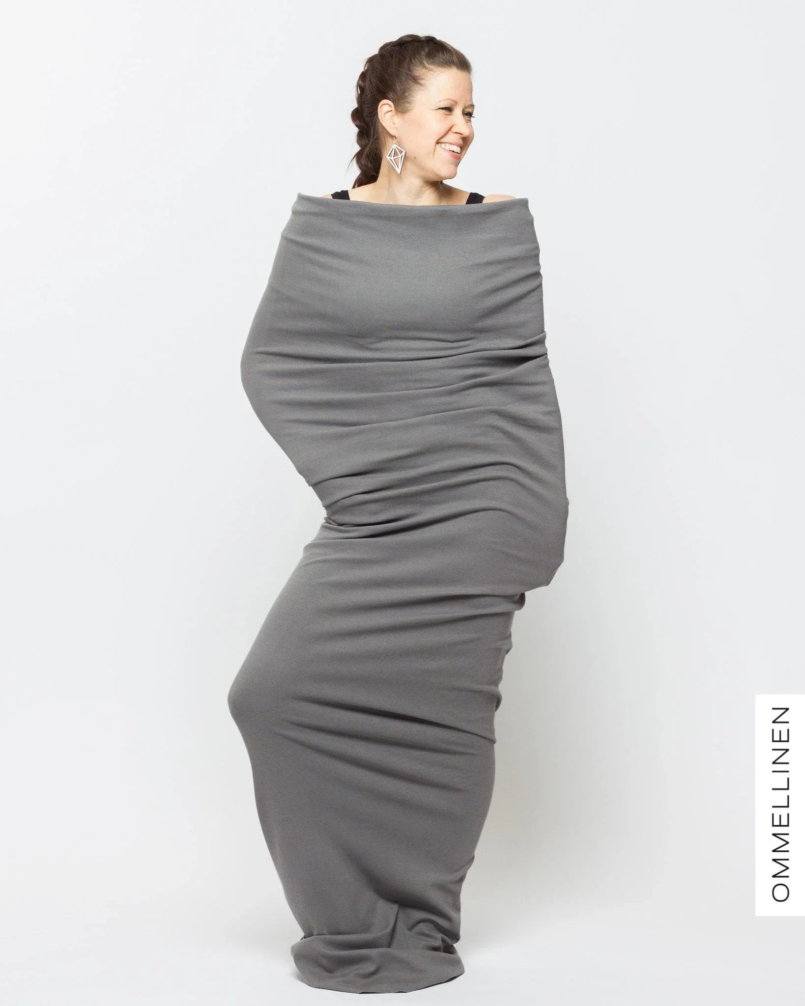 Kotimainen resori, lämmin harmaa 83 - Ommellinen