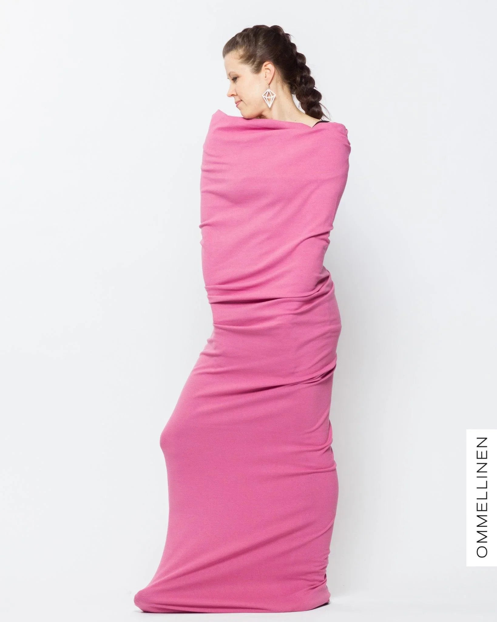 Kotimainen resori, tumma roosa 107 - Ommellinen