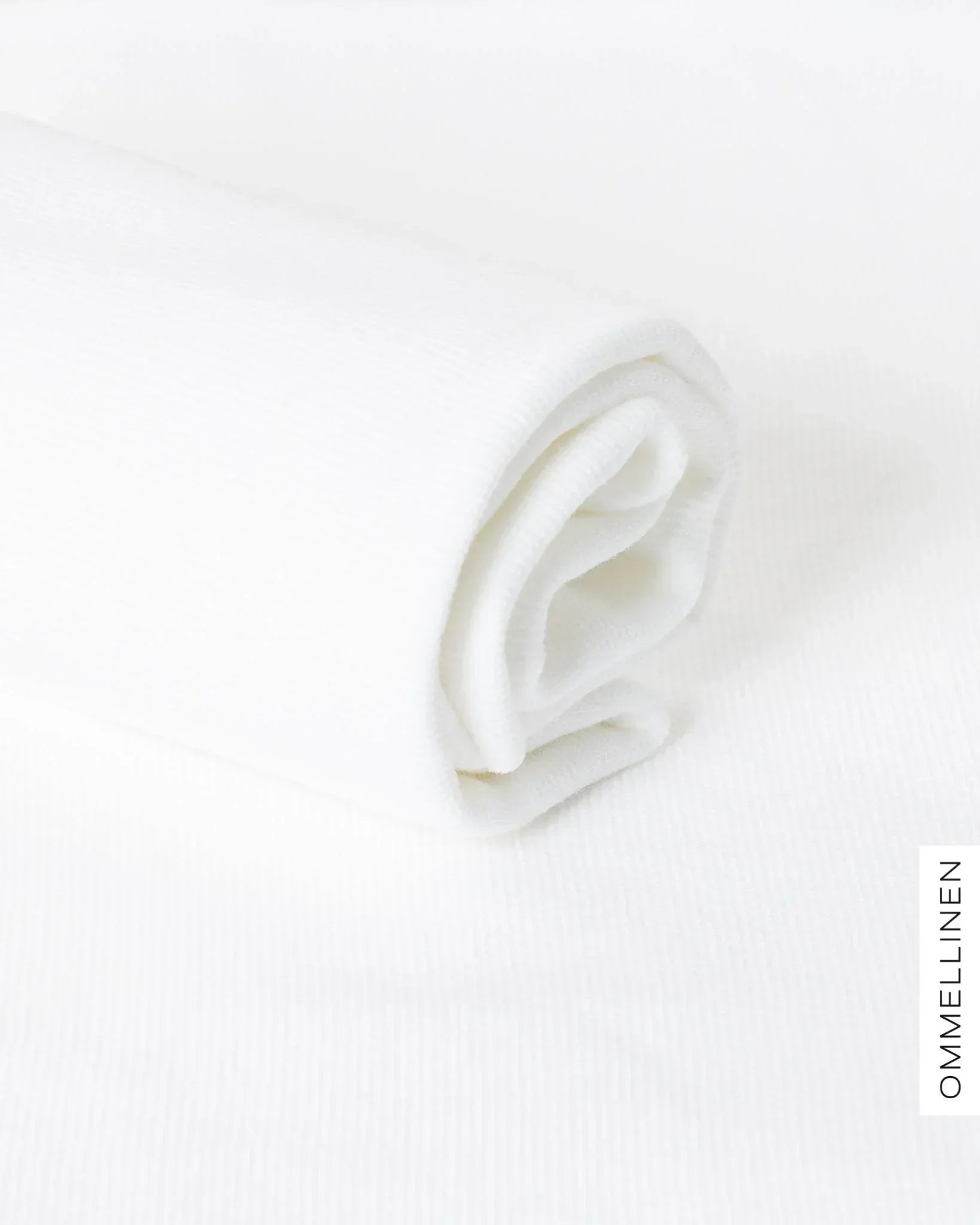 Kotimainen resori, valkoinen 1 - Ommellinen