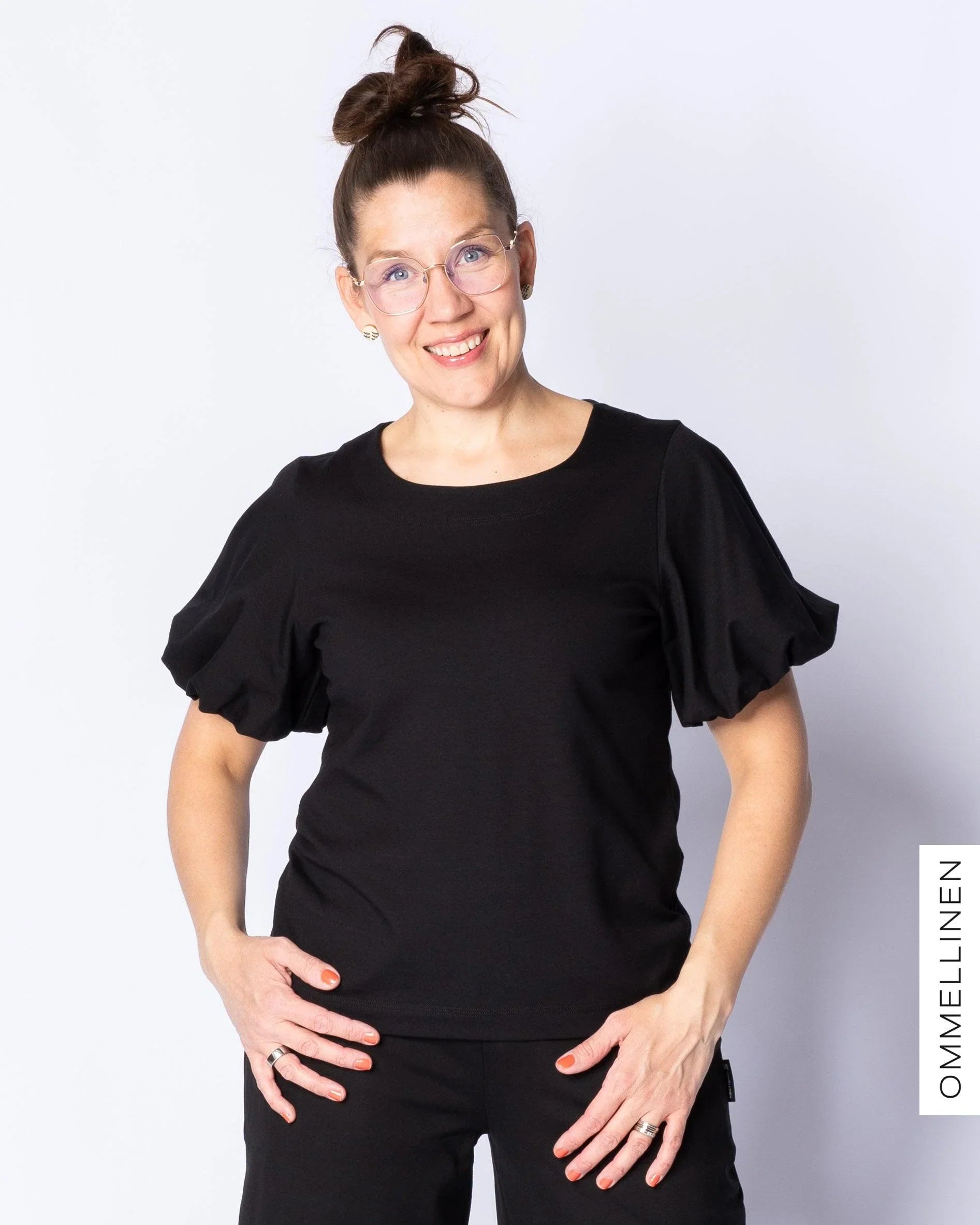 Puffipaita, Musta - Ommellinen