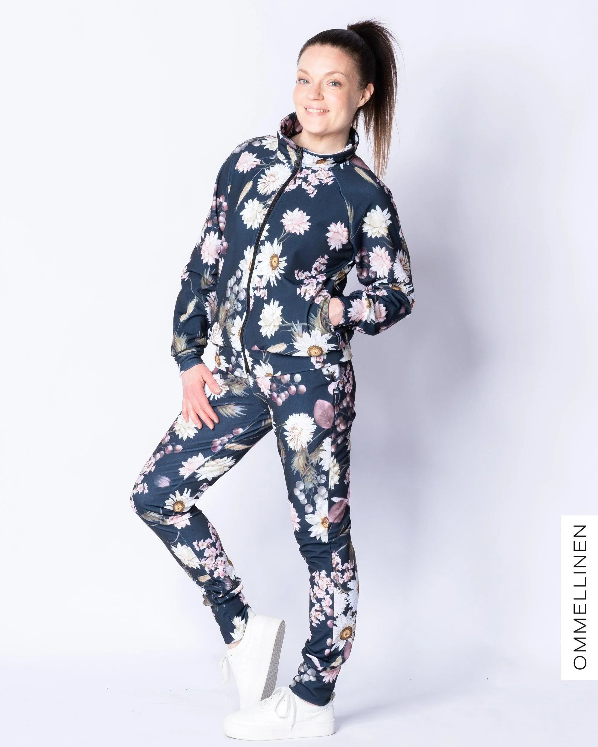 Verkkarit, Kuivakukka - musta - Ommellinen