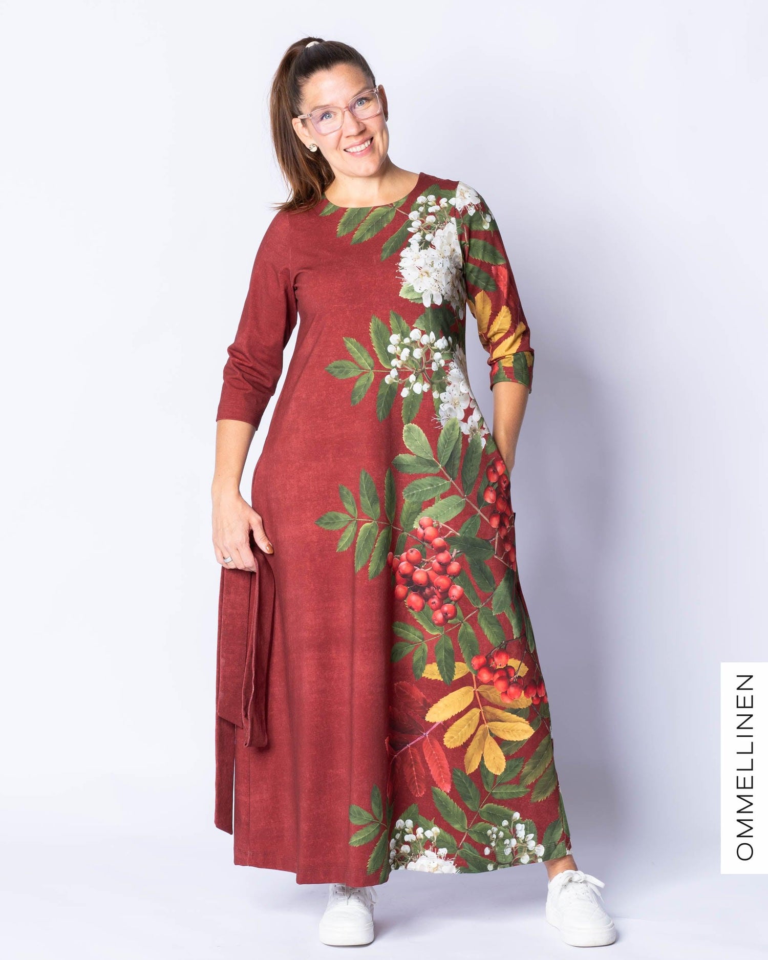 UNELMA dress, Giant pihlaja - red