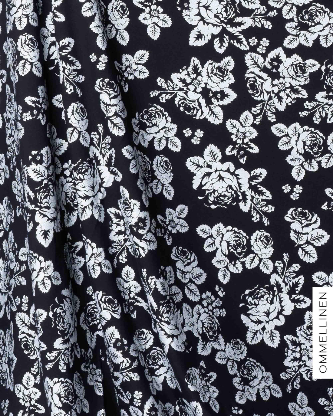 Glitter printed french terry - PRE-CUT, Babushka Roses - silver