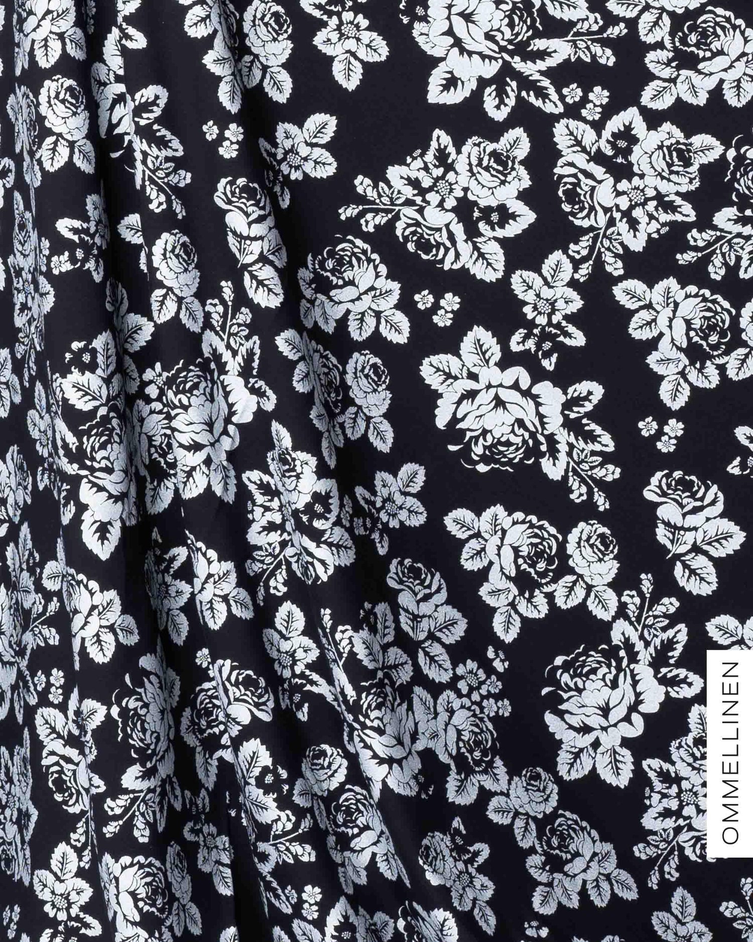 Glitter printed french terry - PRE-CUT, Babushka Roses - silver