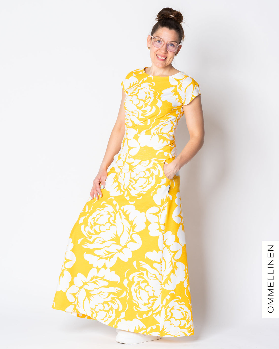 WHOOPS! MAXI skirt, Babushka Roses Giant - yellow/white - XXL