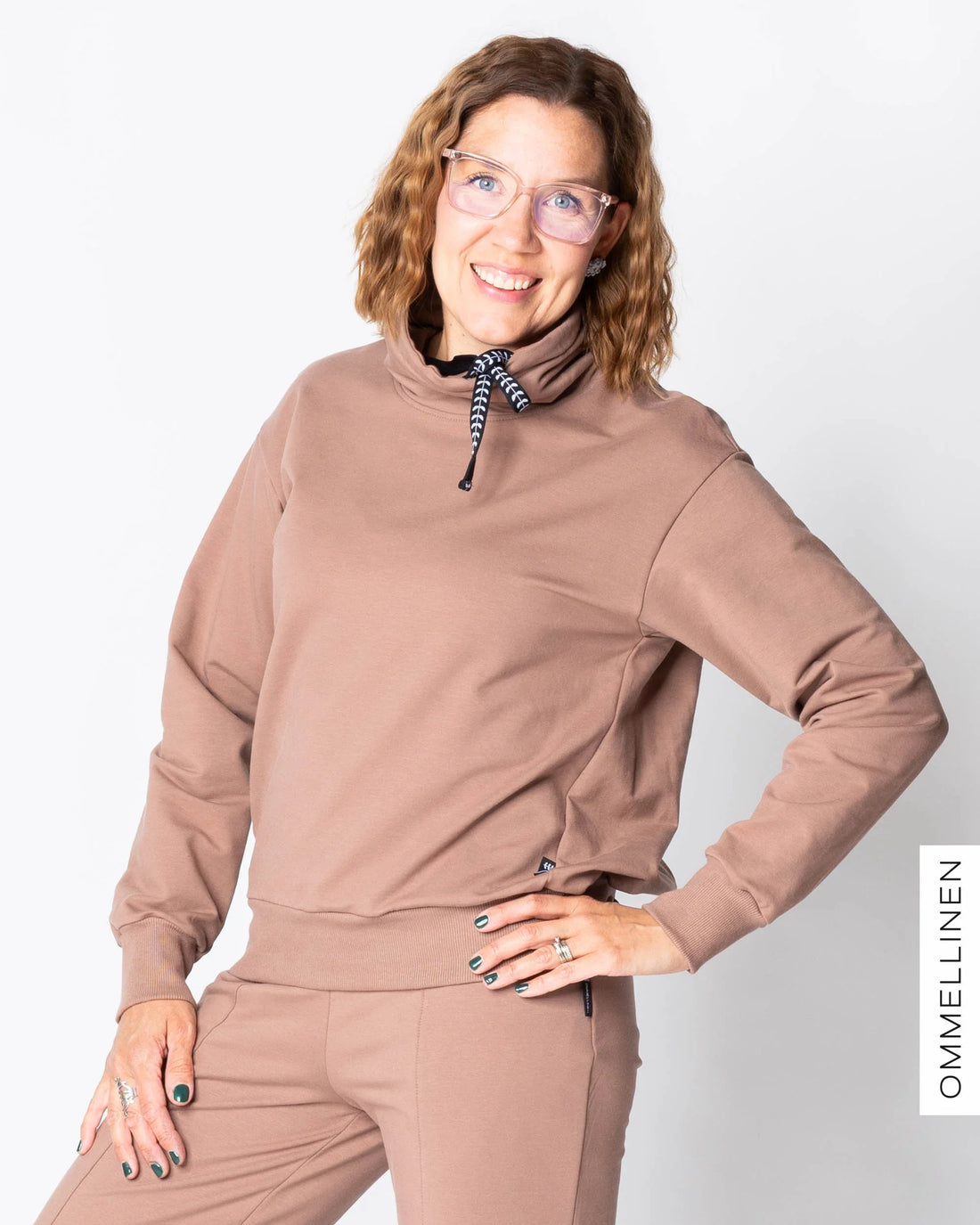 KAULUS college shirt, cacao