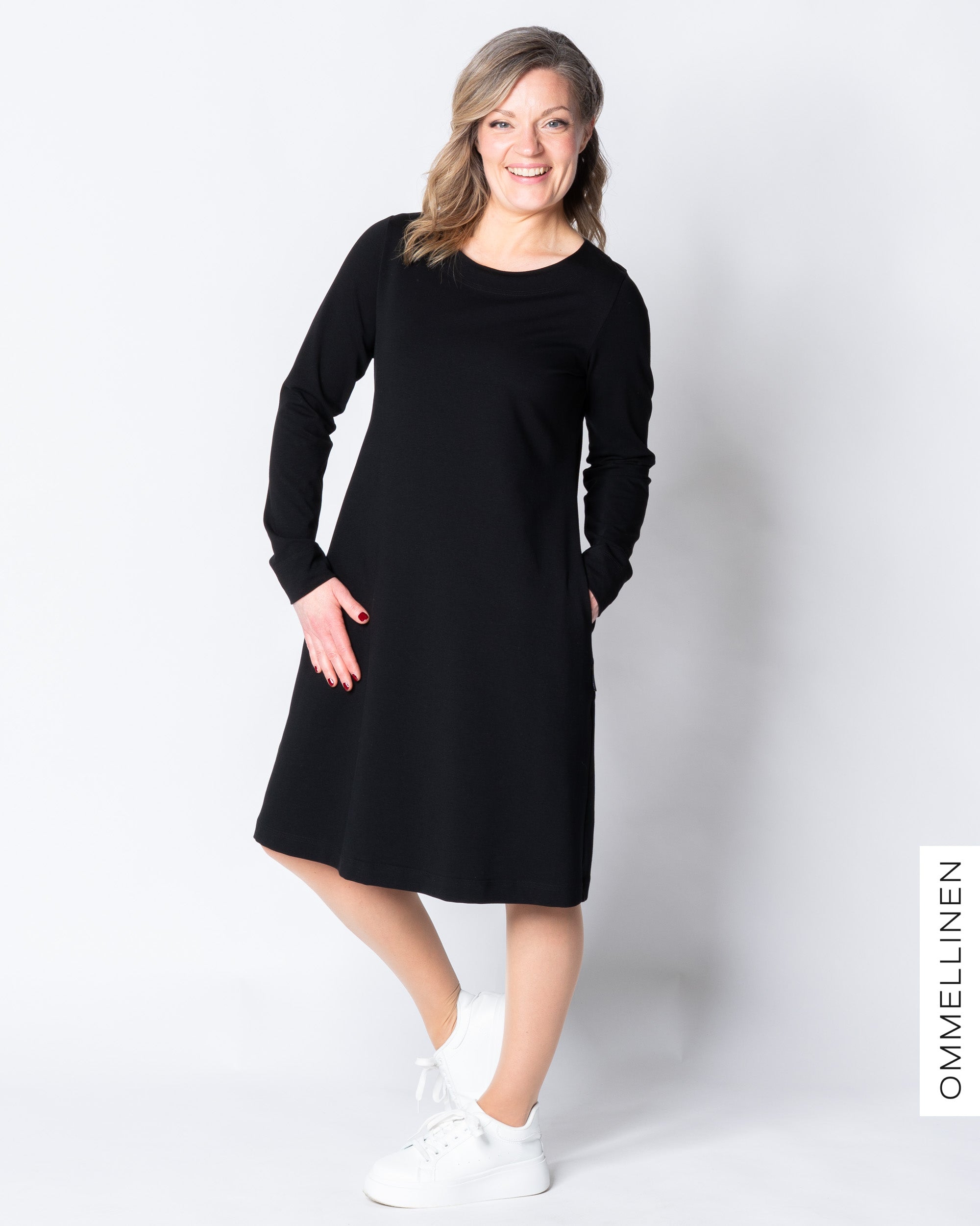 IISI dress, black