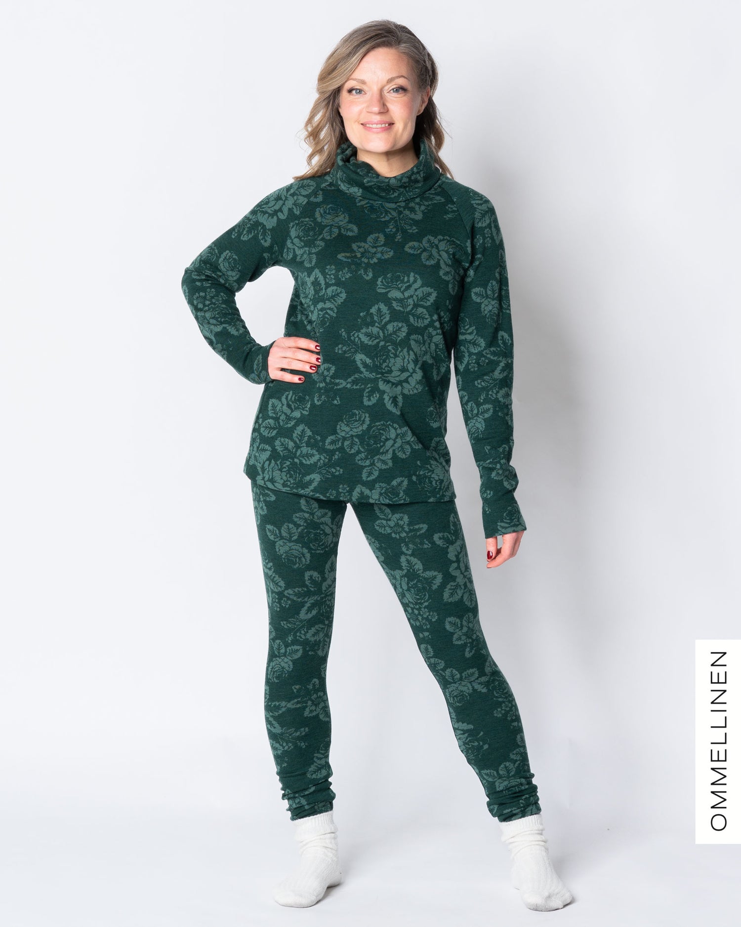 MERINO leggings, Babushka Roses - green