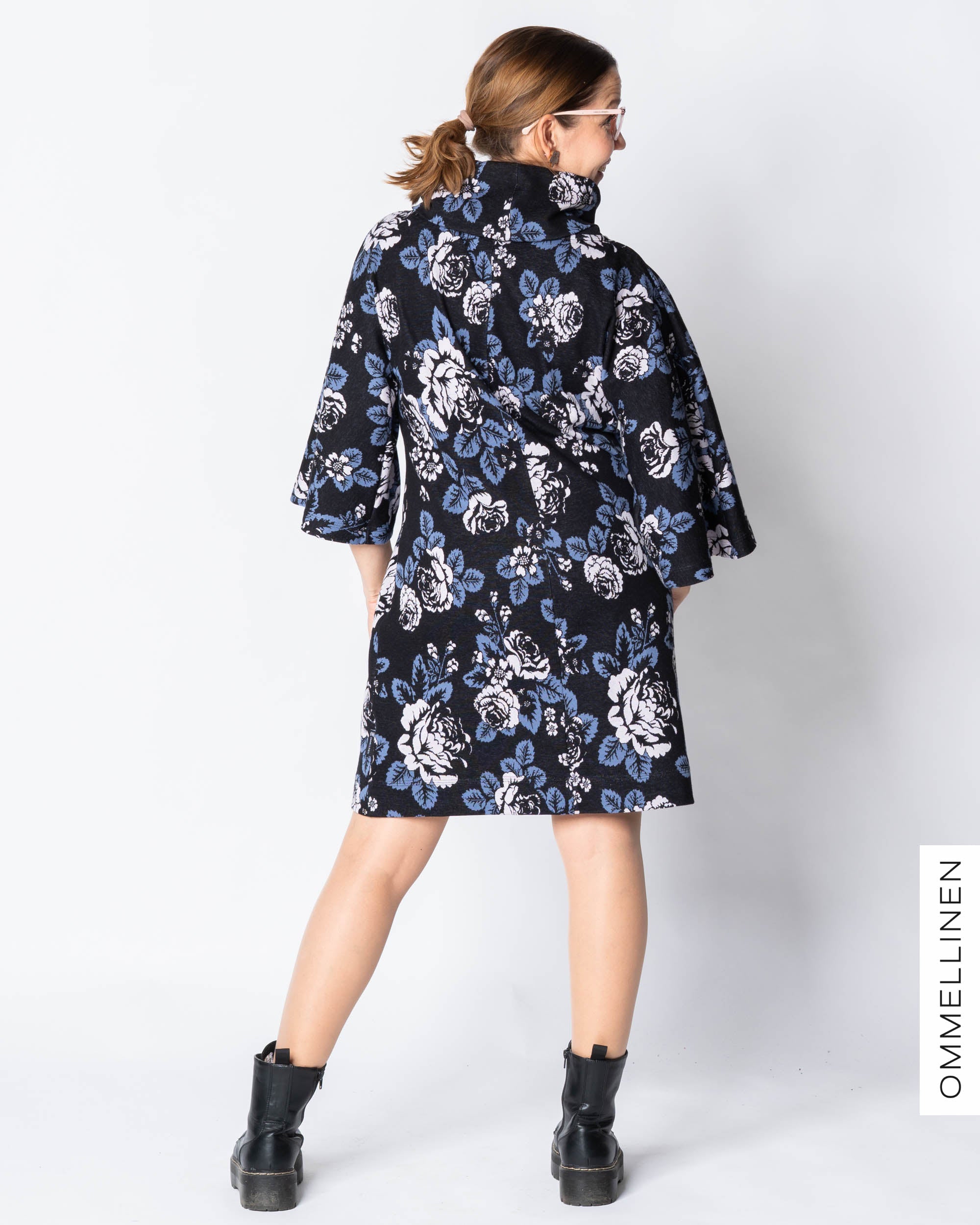 HULMU tunic, Babushka Roses - black/blue