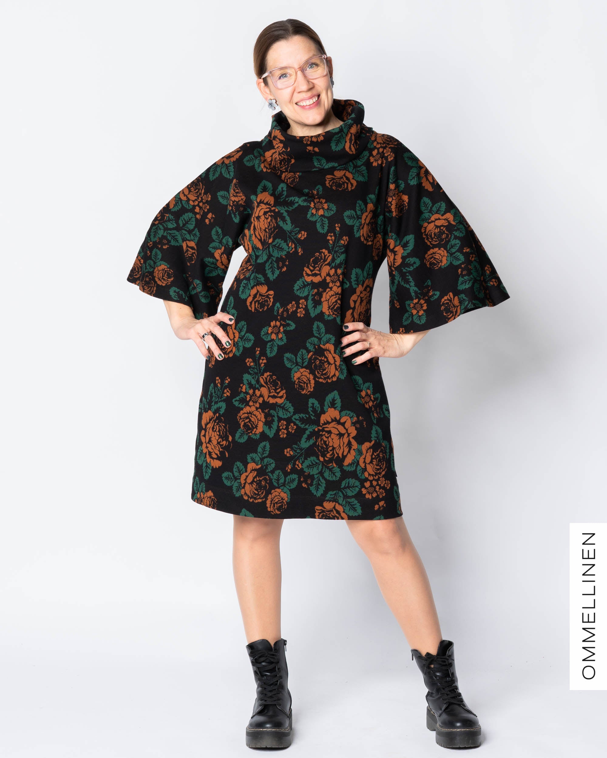 HULMU tunic, Babushka Roses - black/brown