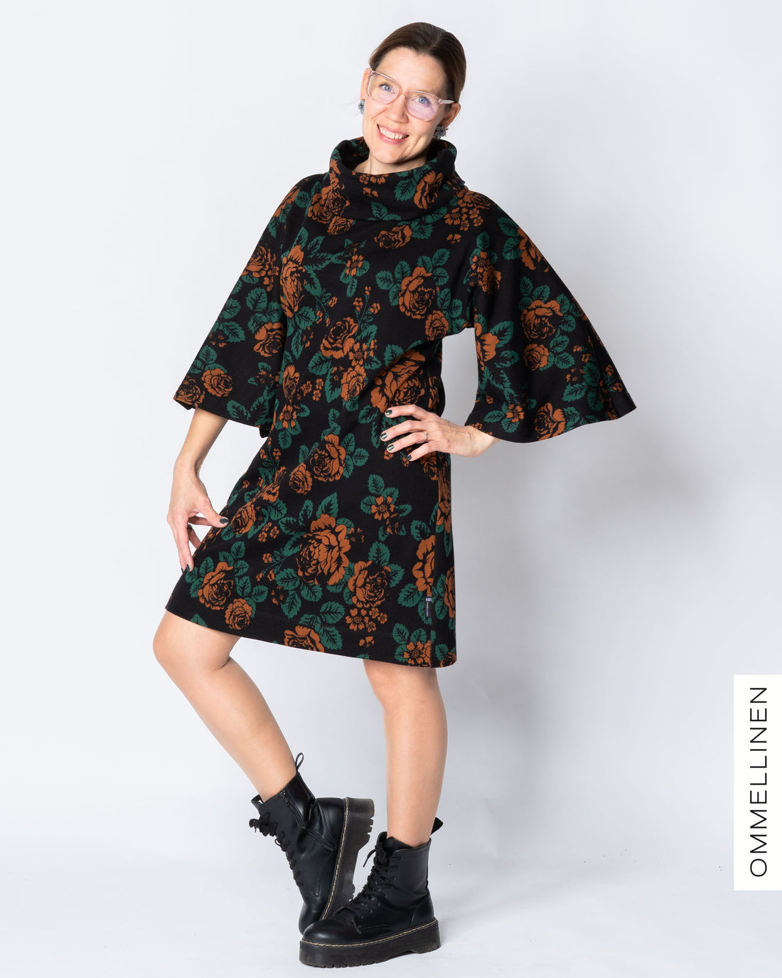 HULMU tunic, Babushka Roses - black/brown