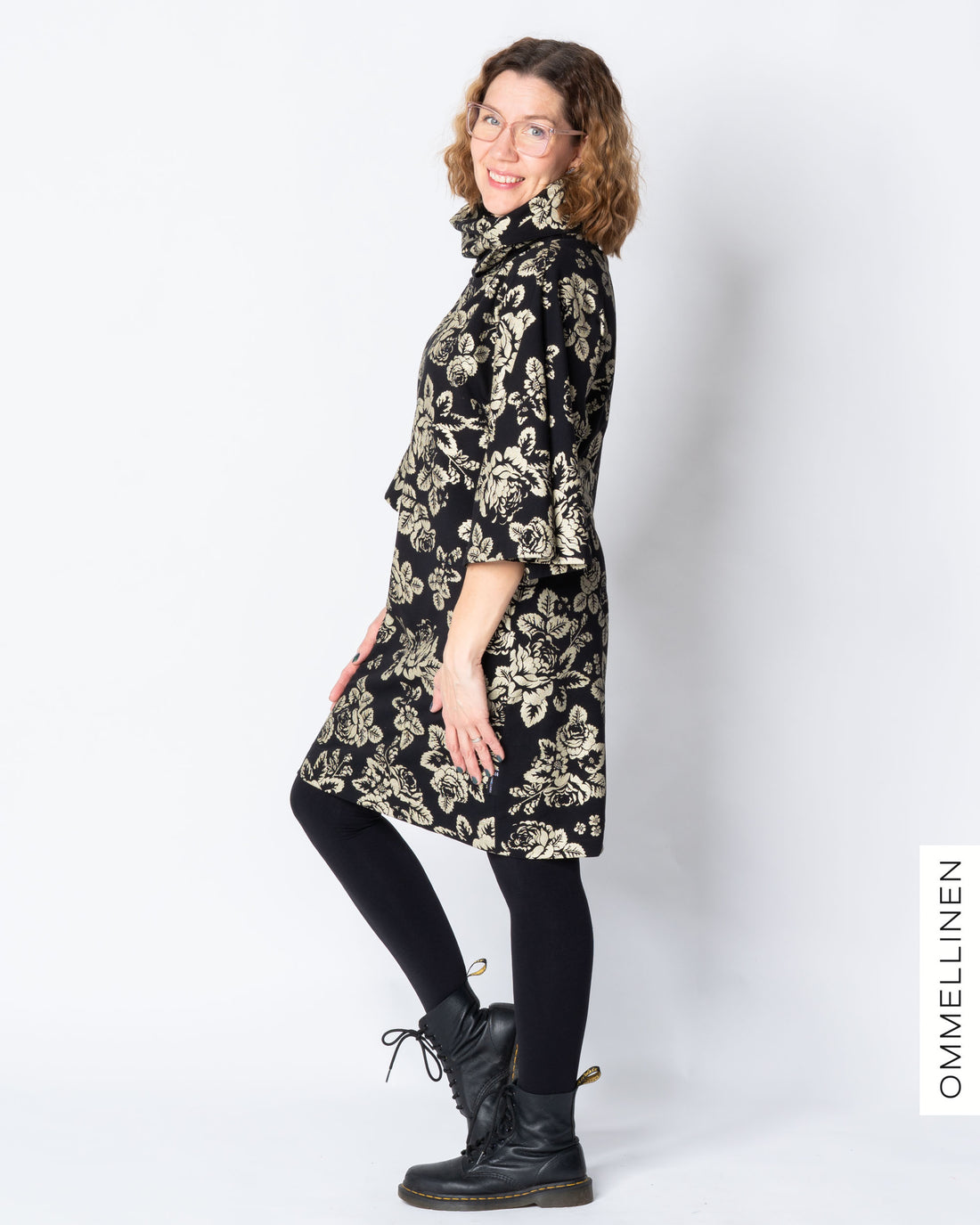 HULMU tunic, Babushka Roses - gold champagne