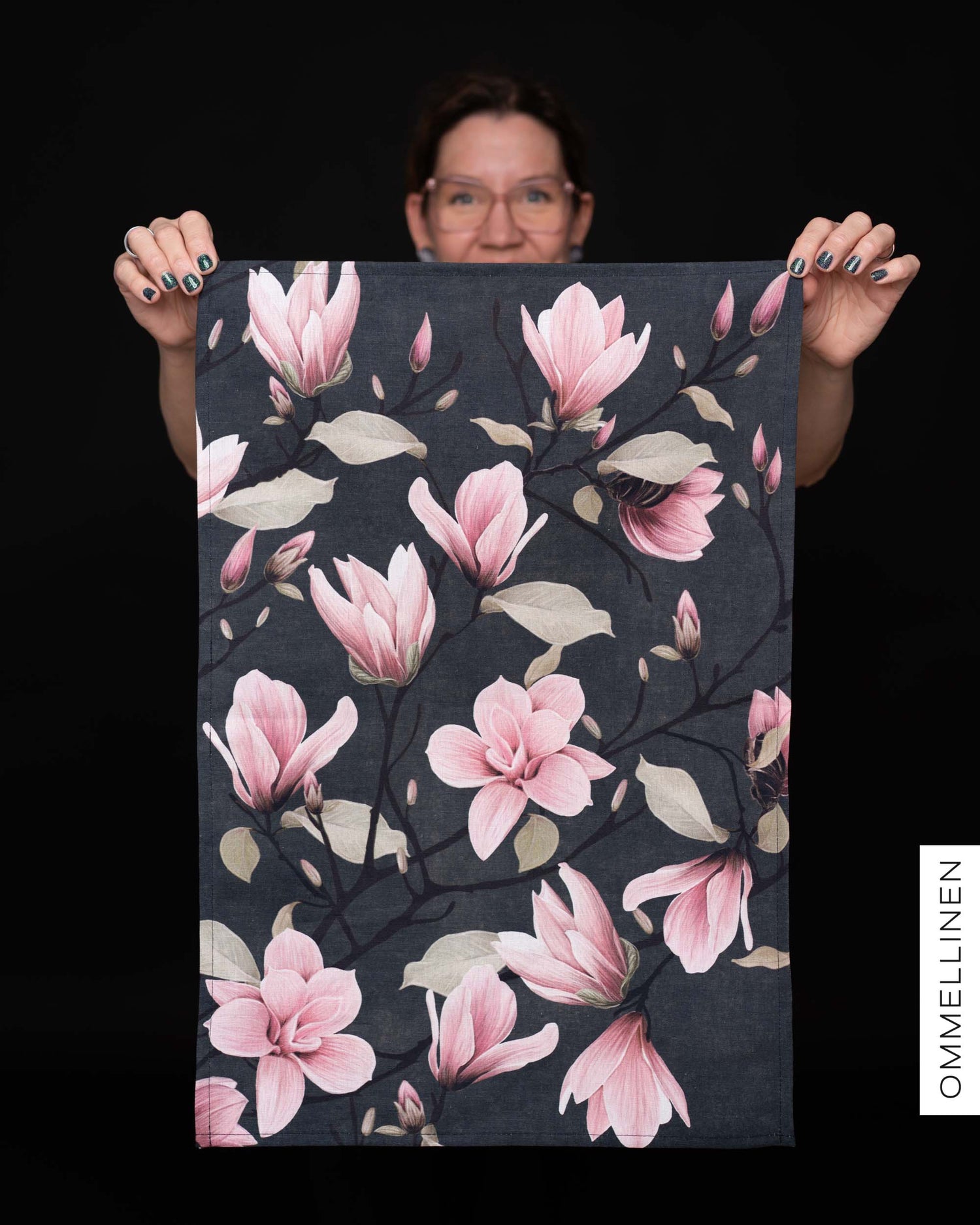 Kitchen towel, Magnolian kuiskaus - light pink