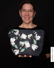 Makeup bag - giant, Magnolian kuiskaus - light