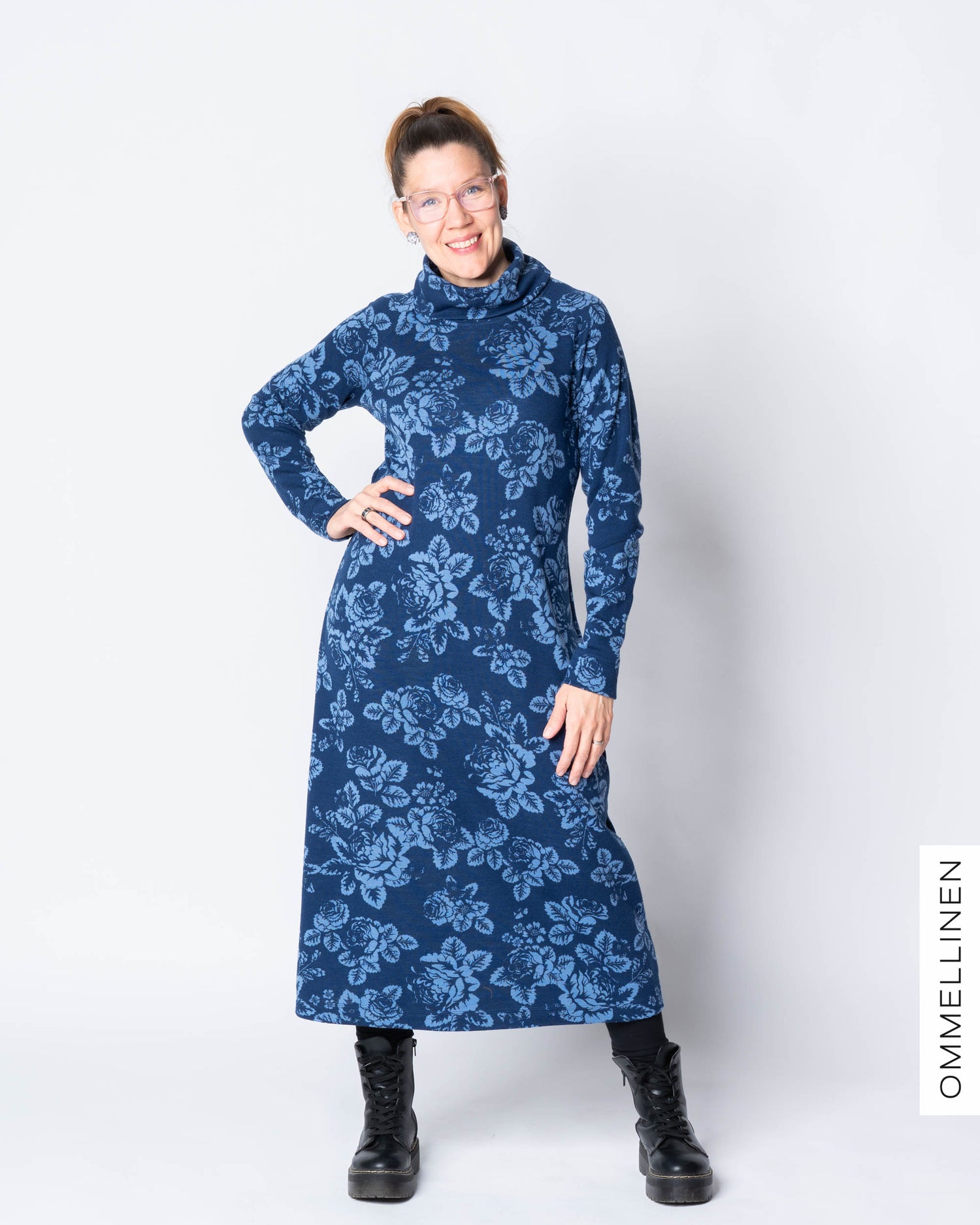WOOL dress, Babushka Roses - blue