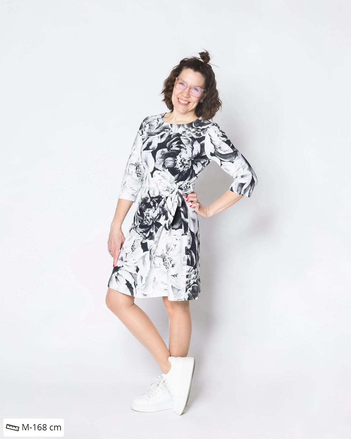 SOLMU dress, Ikuisuus - black/white