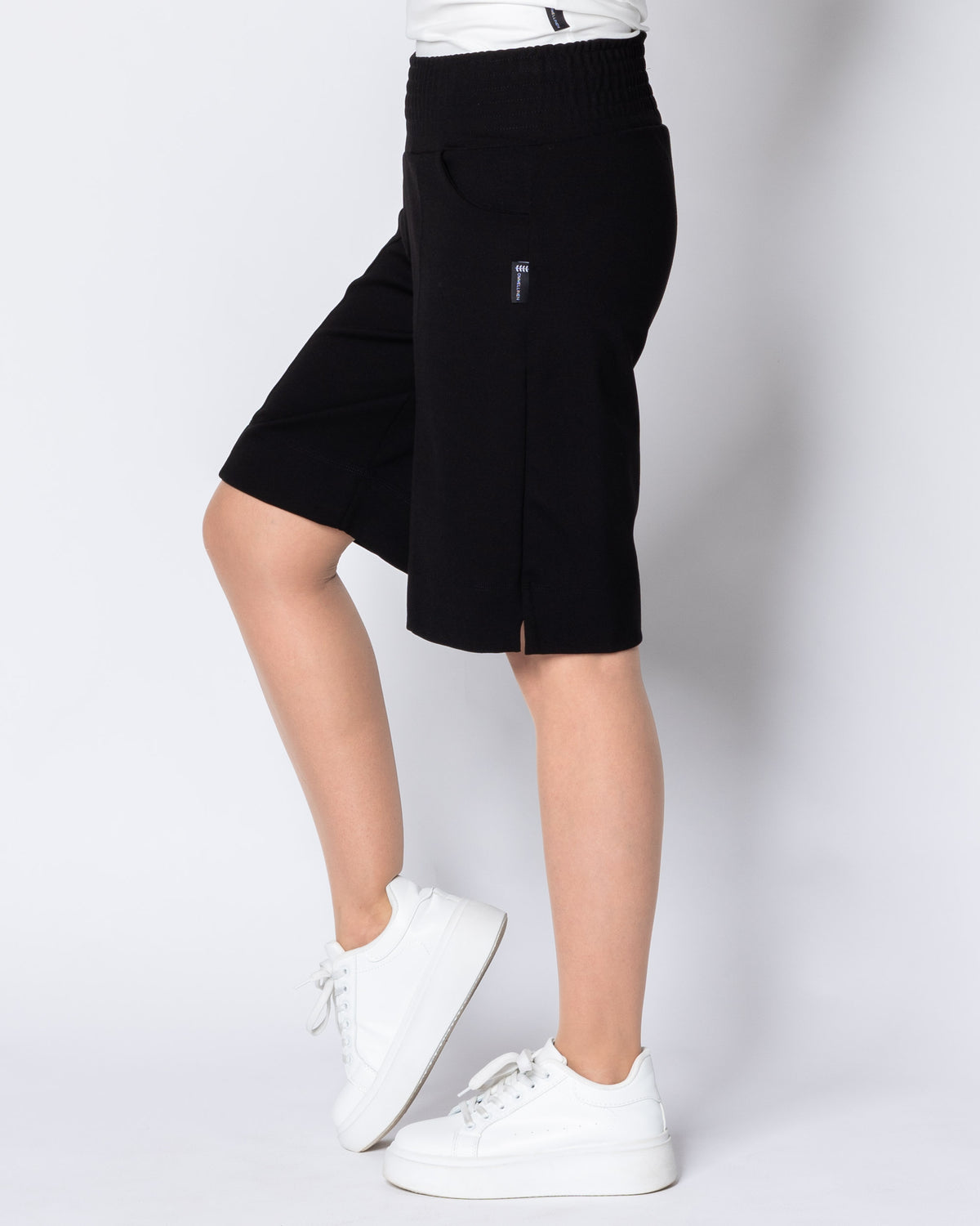 LEMPI shorts, black