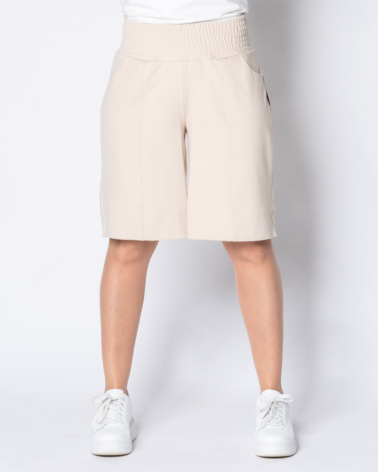 LEMPI shorts, champagne