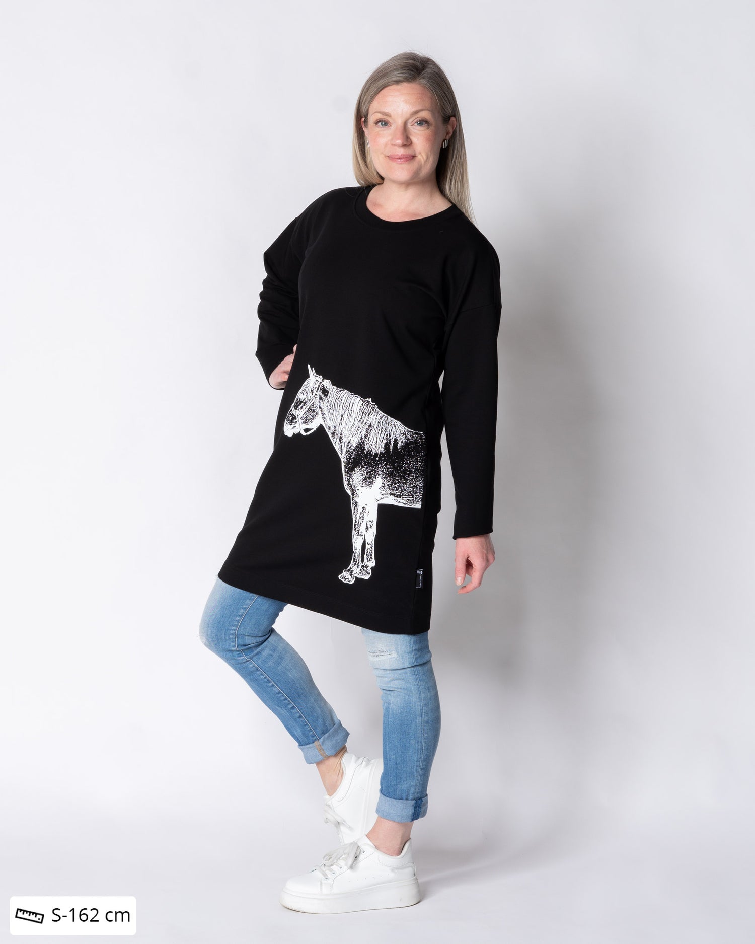 LEMPI tunic, Lähellä - horse