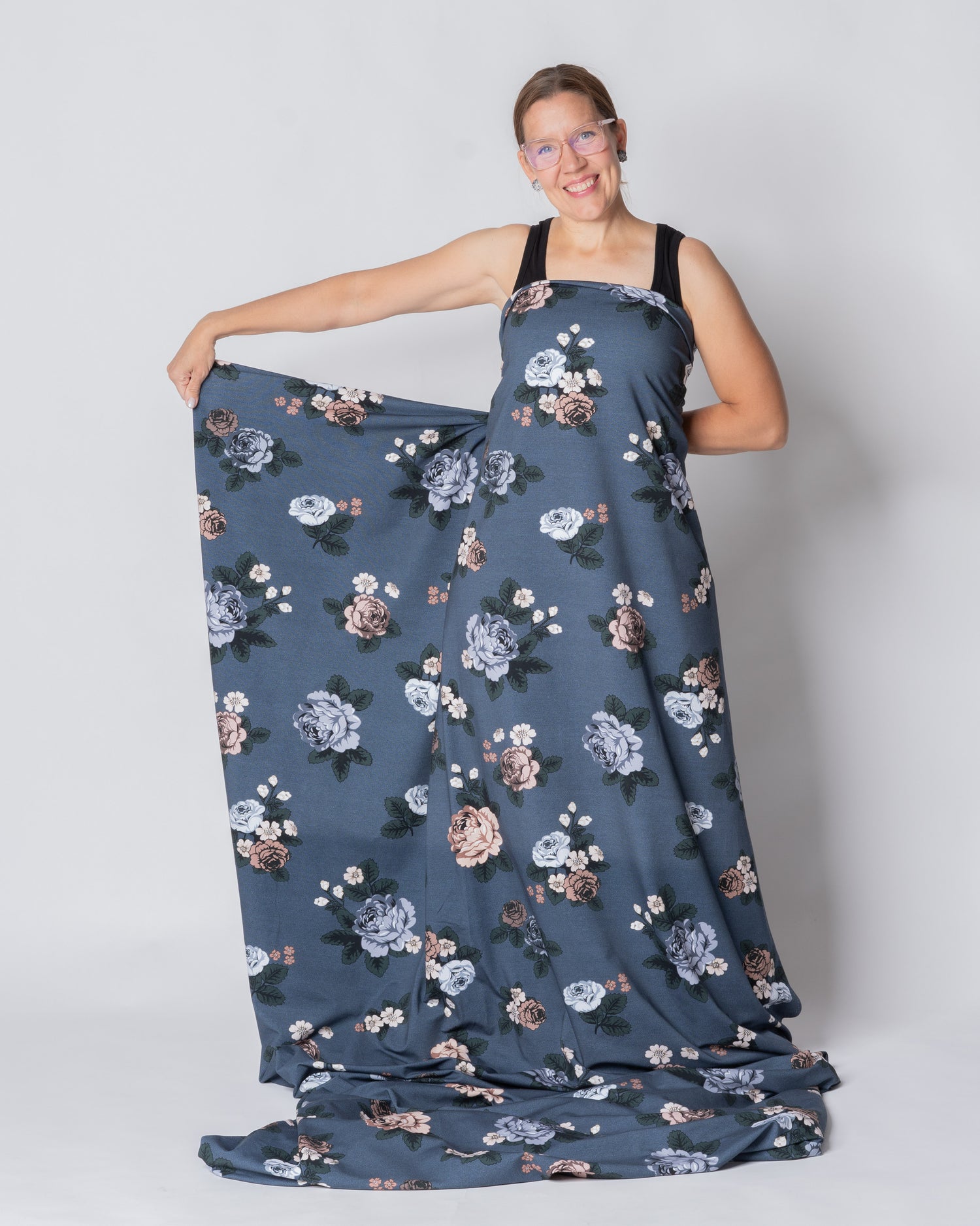 French terry, Babushka Roses - blueberry