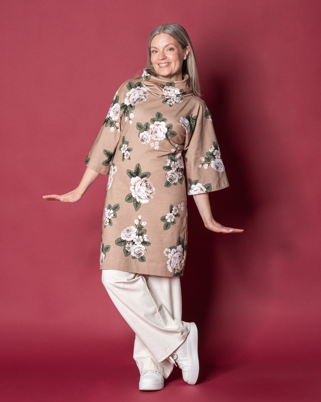 HULMU tunic, Babushka Roses - sand
