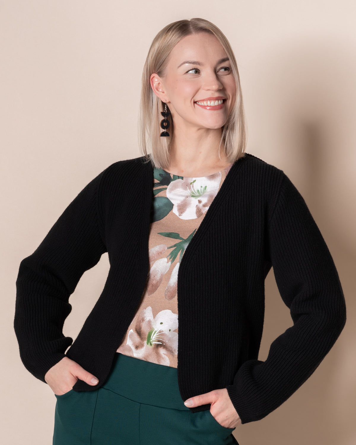 NEULE cardigan - merino, black