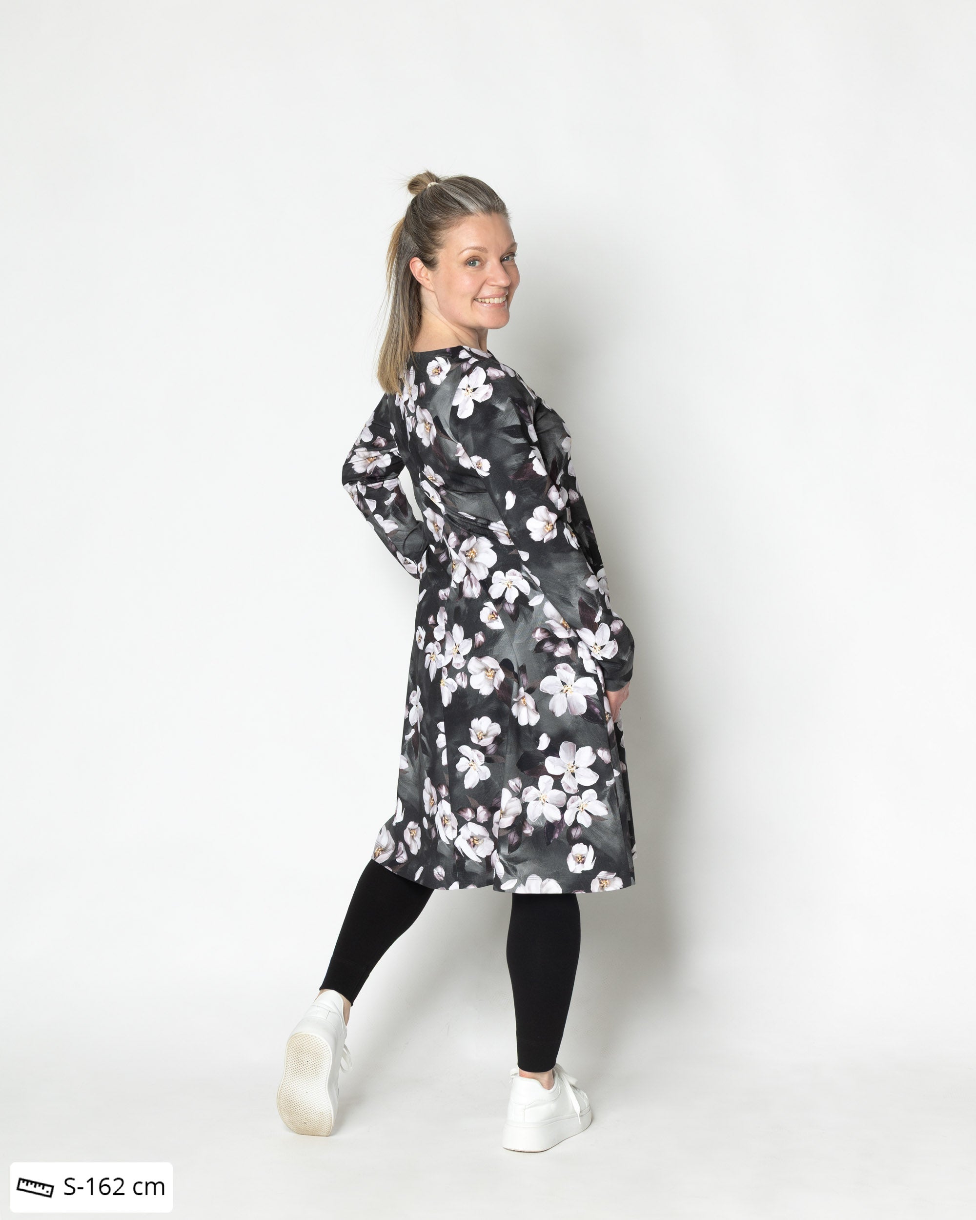 DRESS tunic, Omenankukkia - light